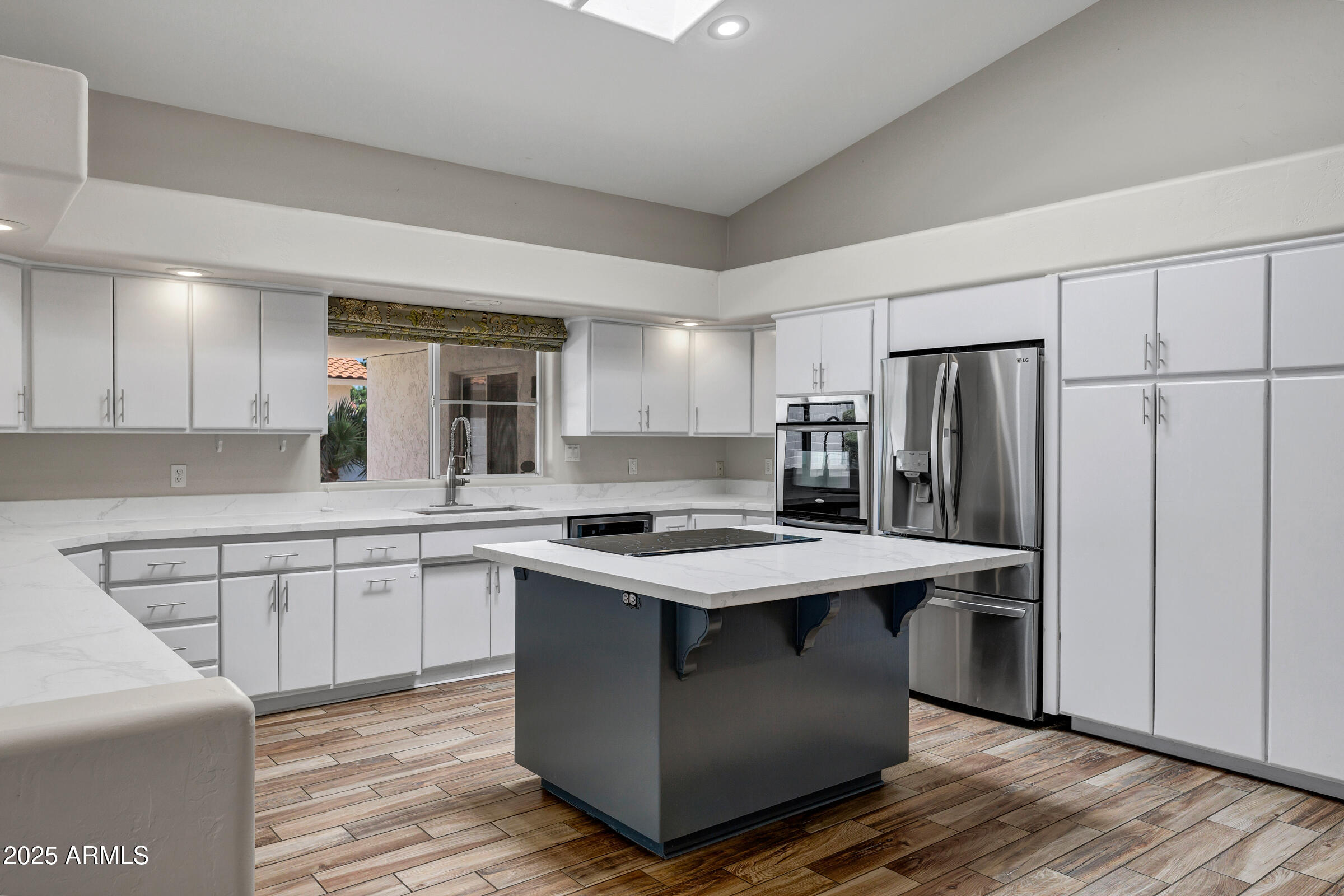 5345 E MCLELLAN Road, 123