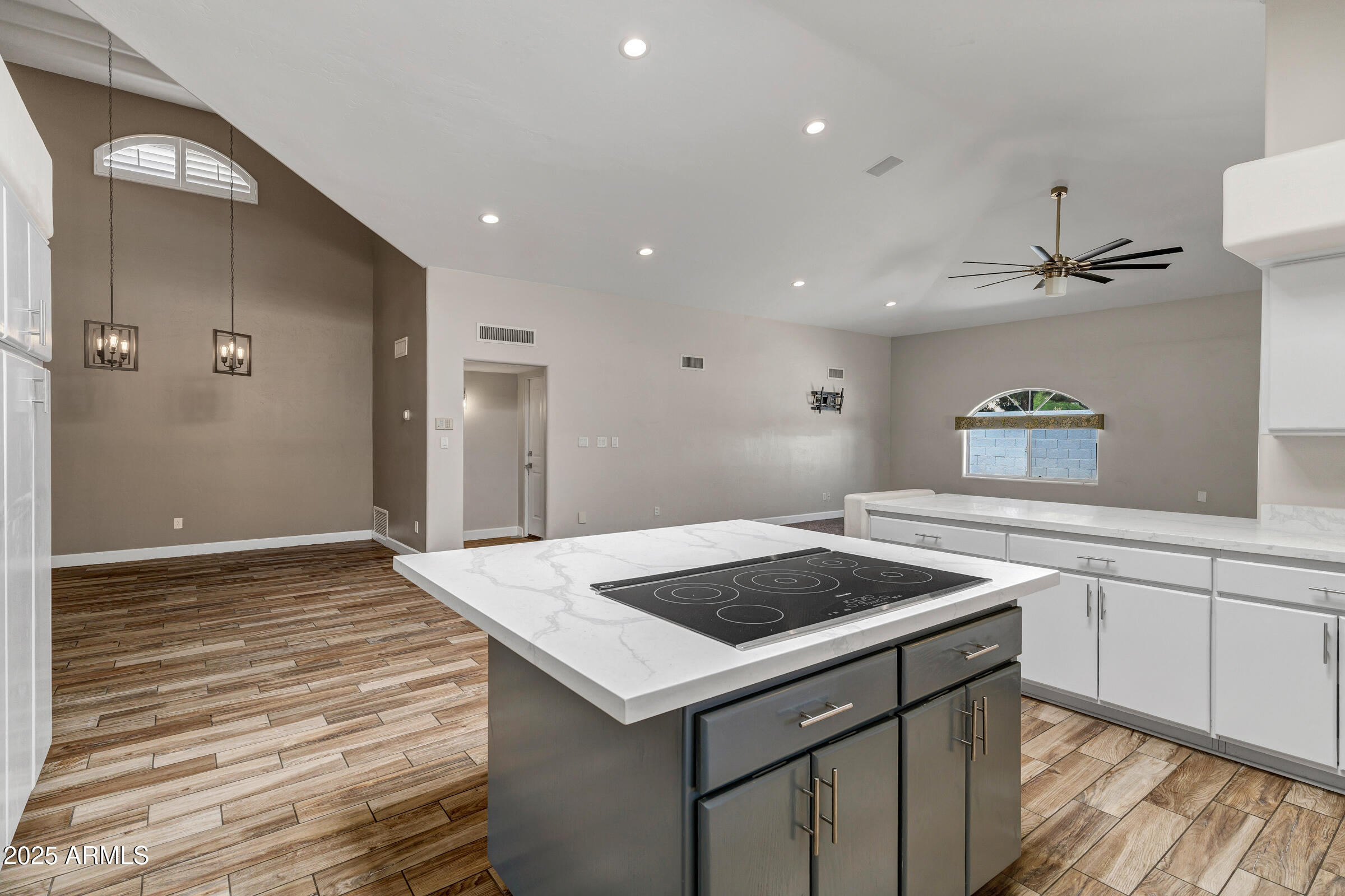 5345 E MCLELLAN Road, 123