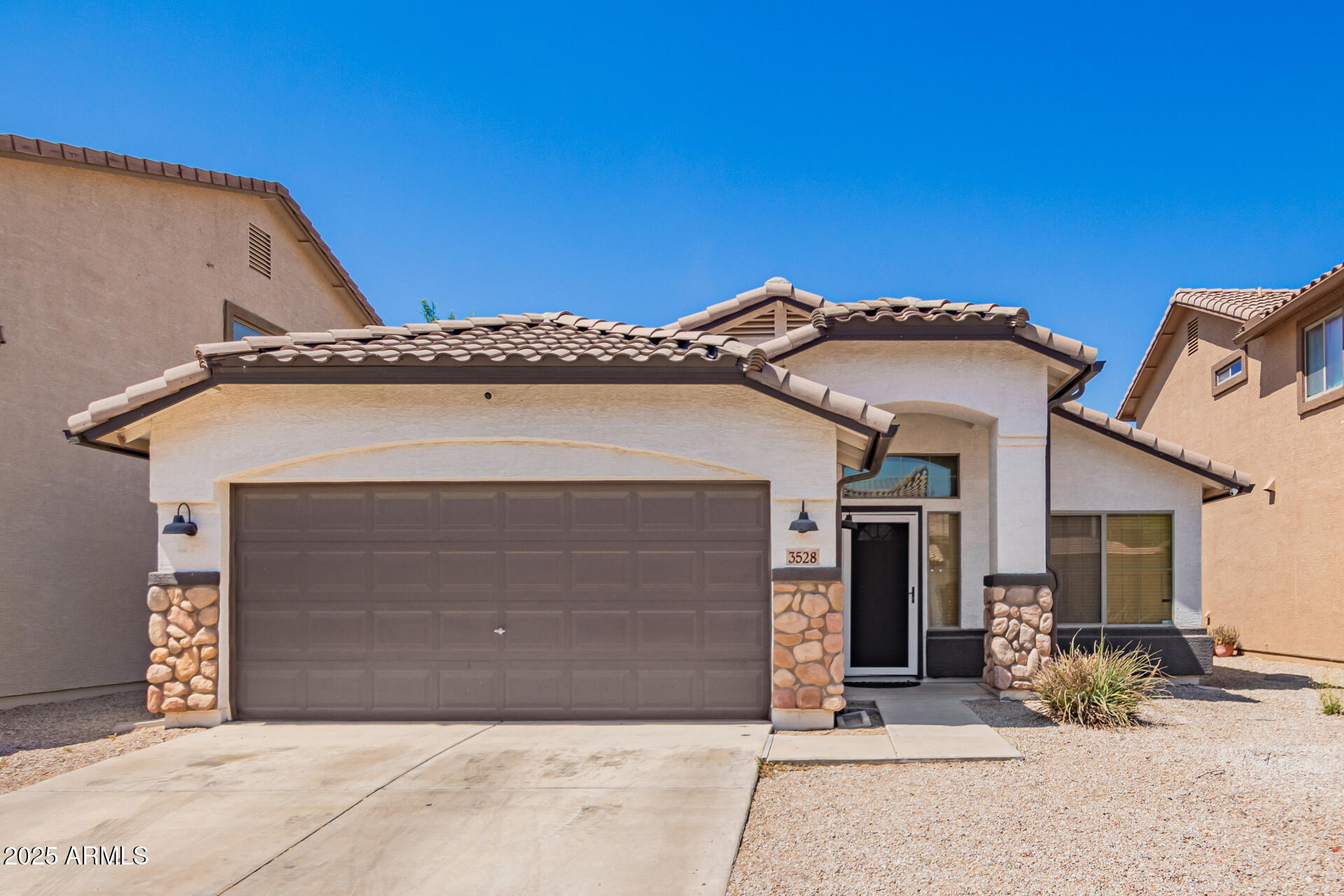 3528 W PASEO Way