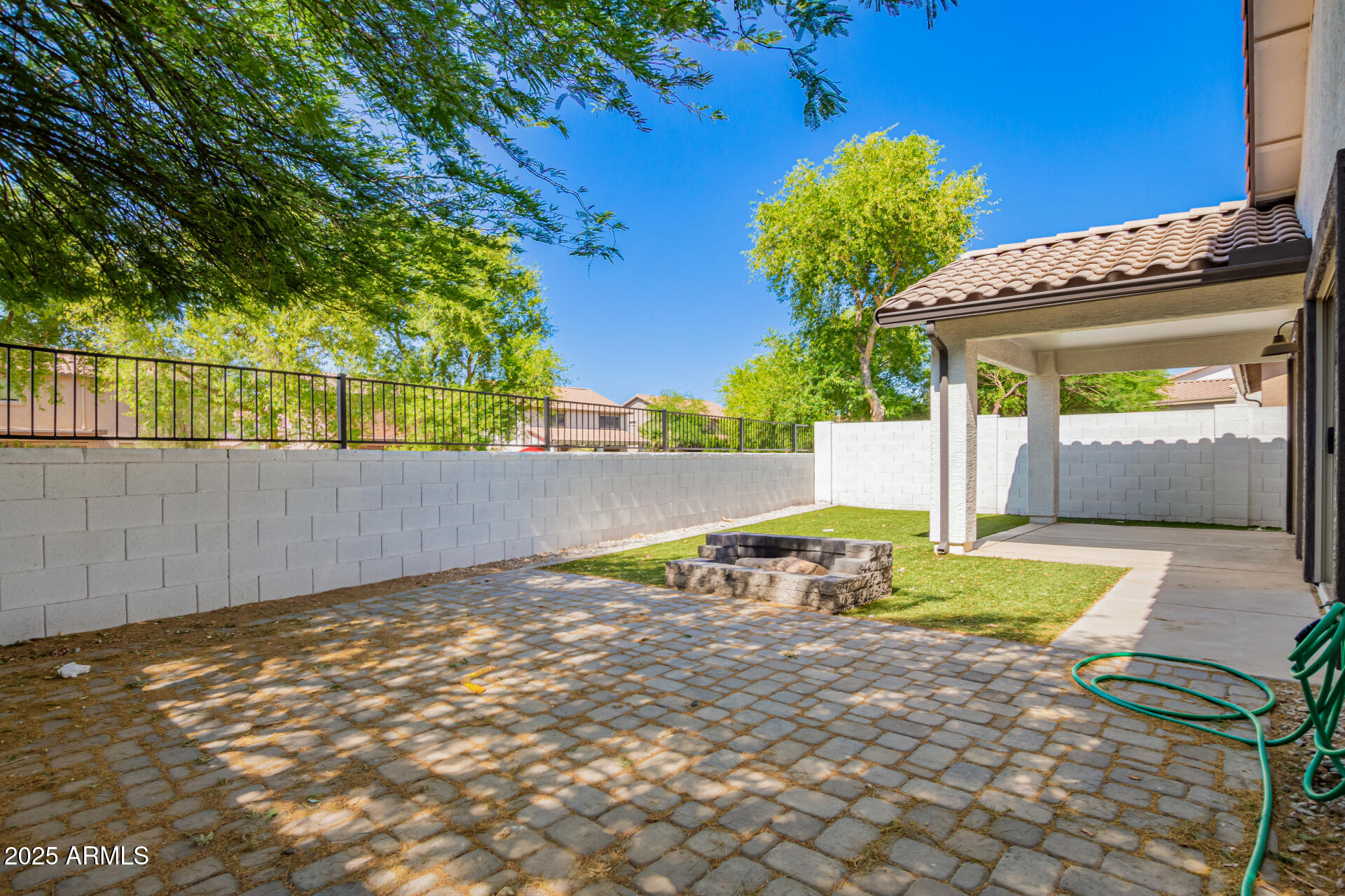3528 W PASEO Way