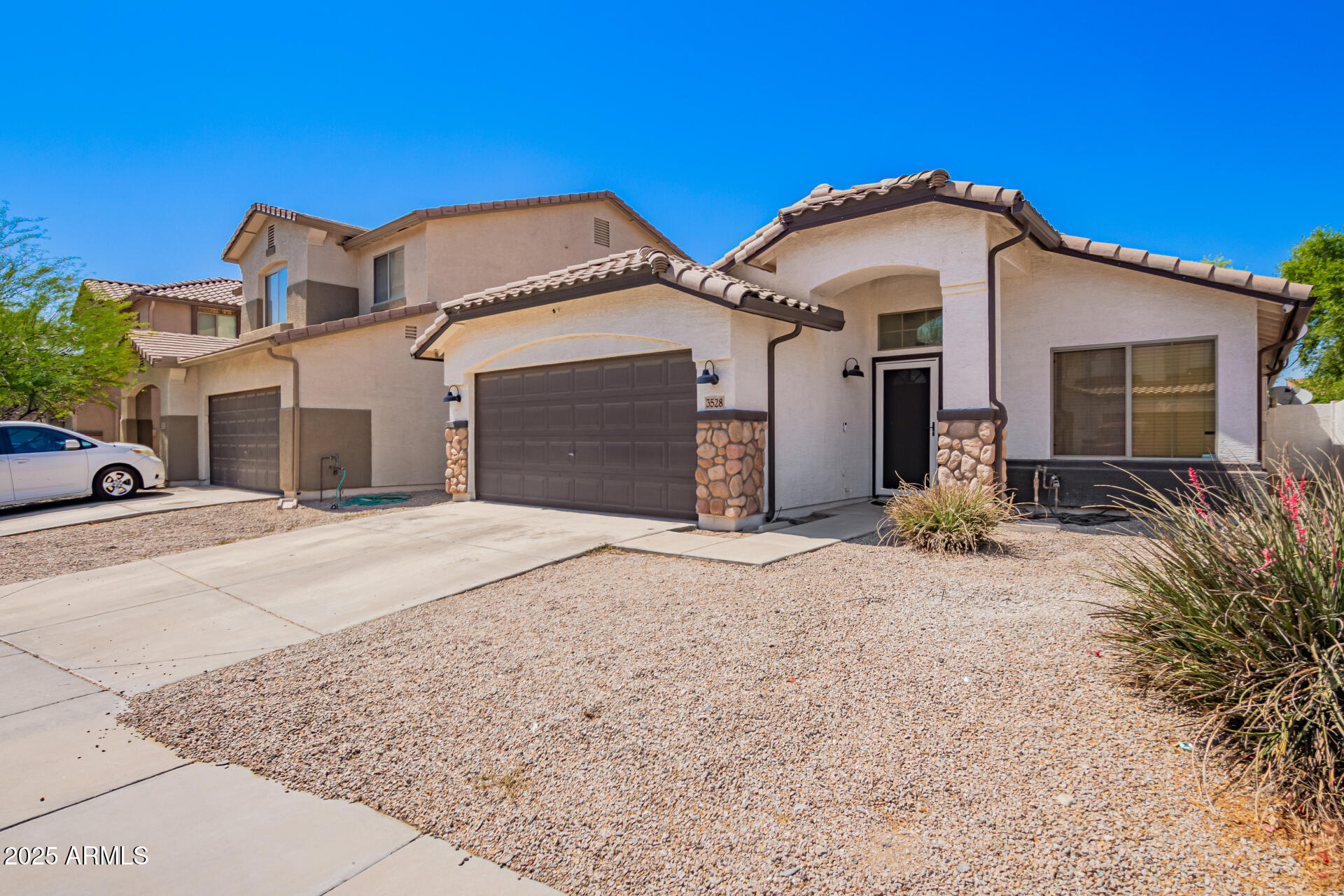 3528 W PASEO Way