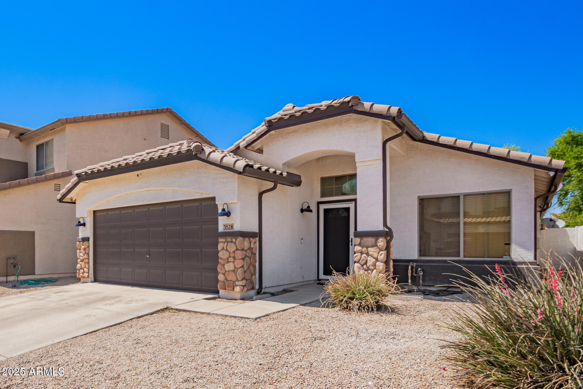 3528 W PASEO Way