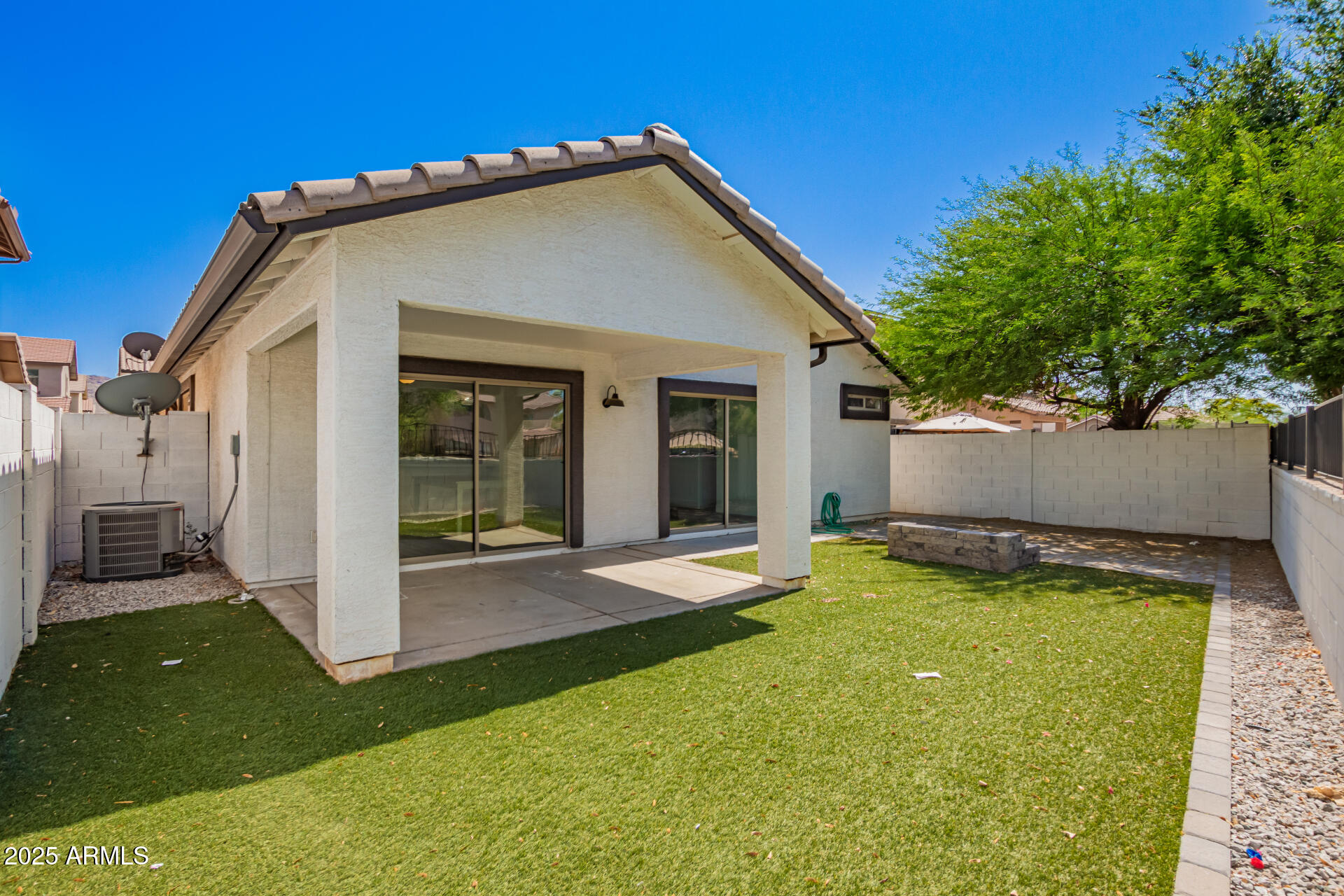 3528 W PASEO Way