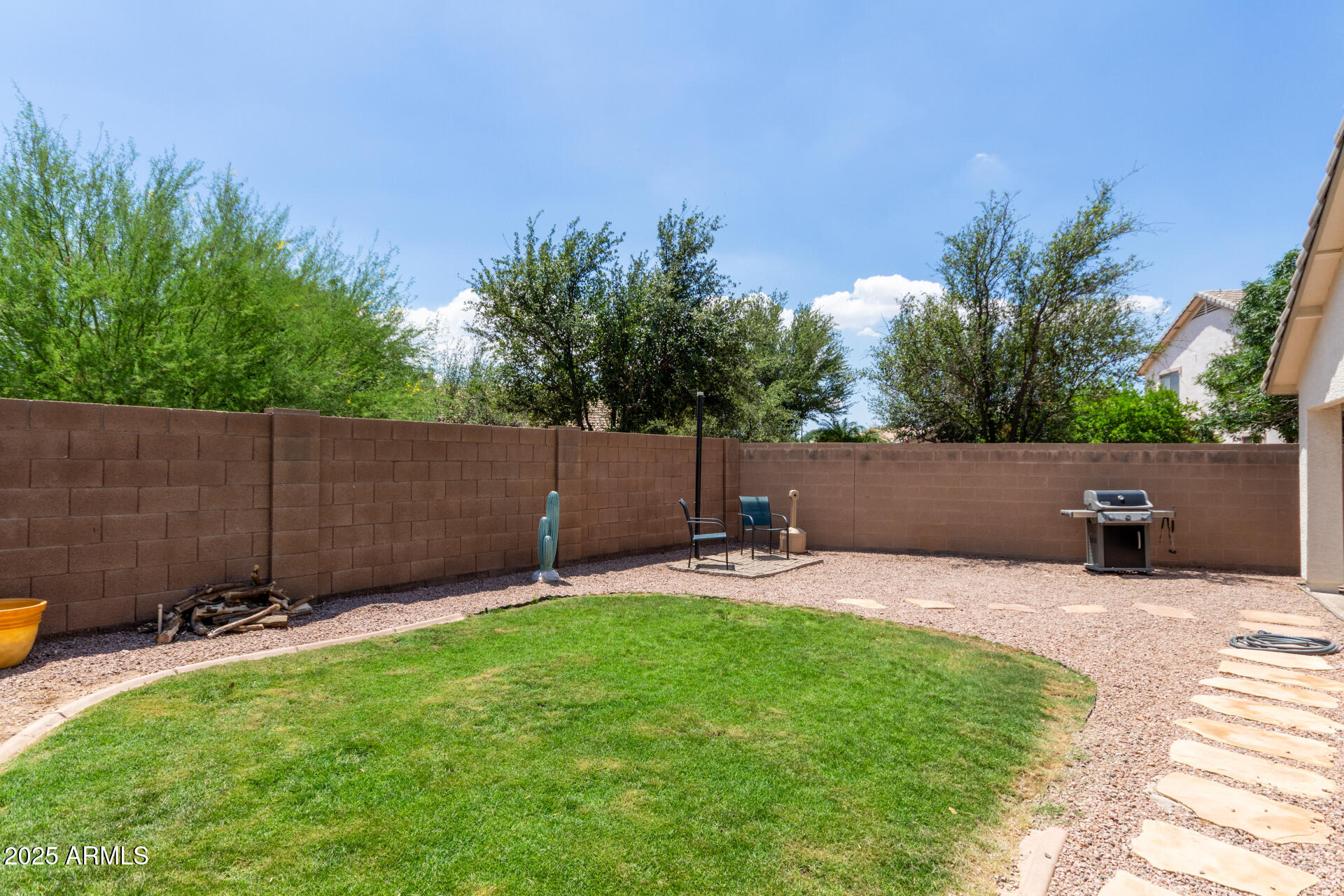 4143 E SUNDANCE Avenue