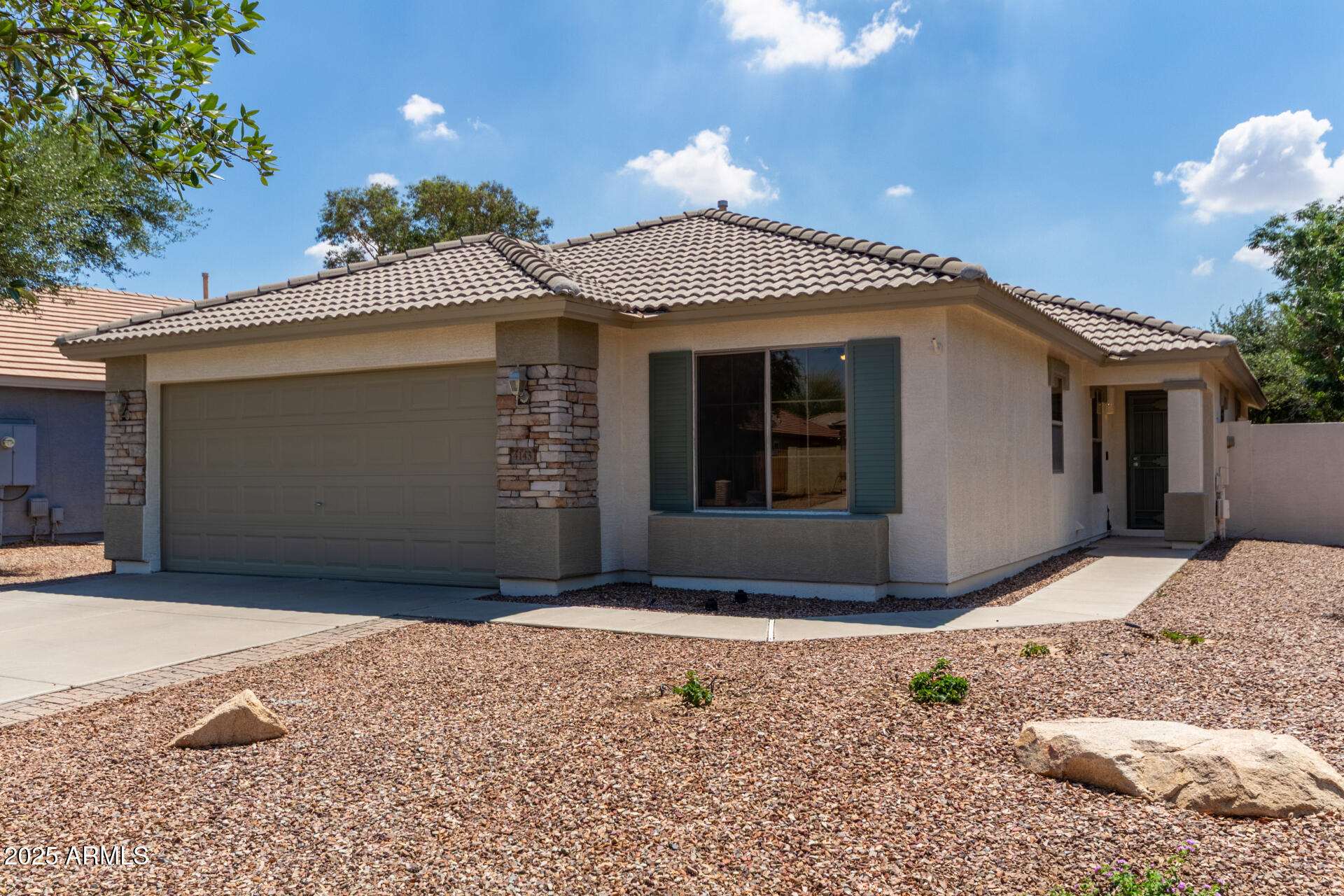 4143 E SUNDANCE Avenue