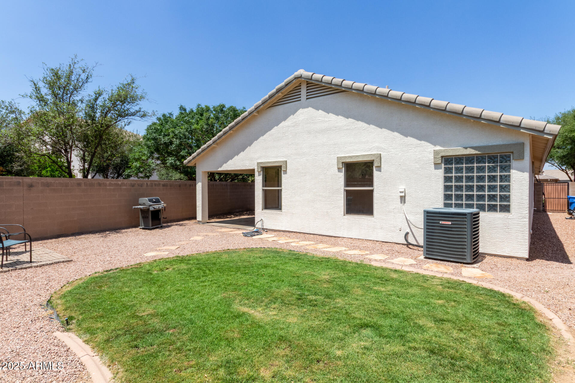 4143 E SUNDANCE Avenue