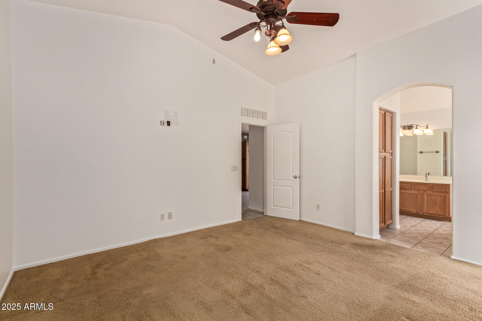 4143 E SUNDANCE Avenue