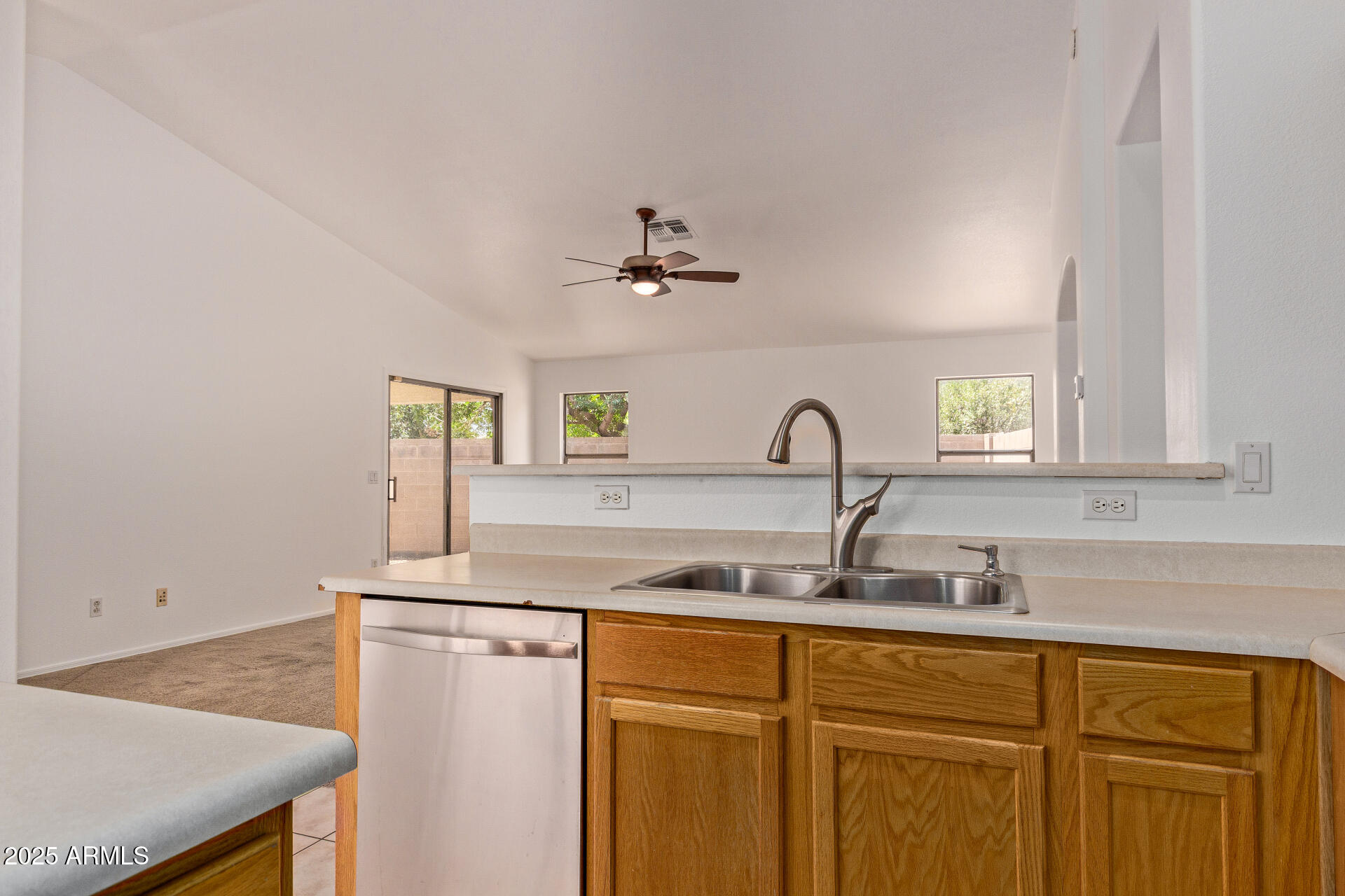 4143 E SUNDANCE Avenue