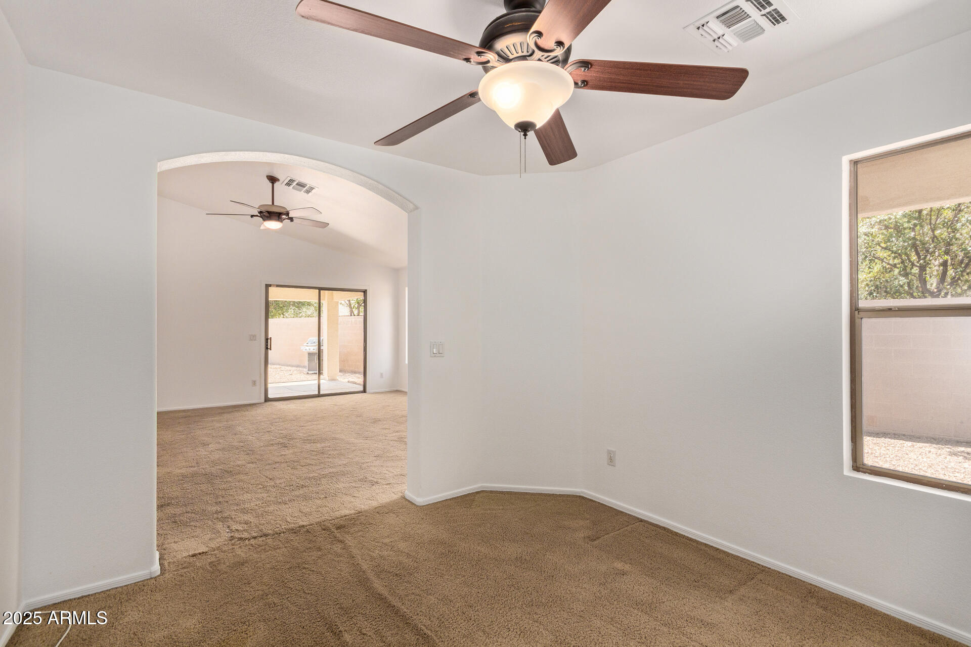 4143 E SUNDANCE Avenue