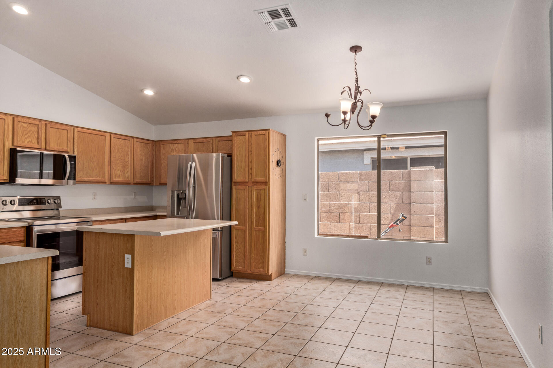 4143 E SUNDANCE Avenue