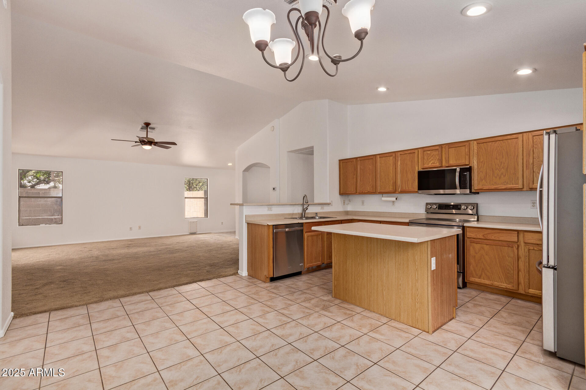 4143 E SUNDANCE Avenue