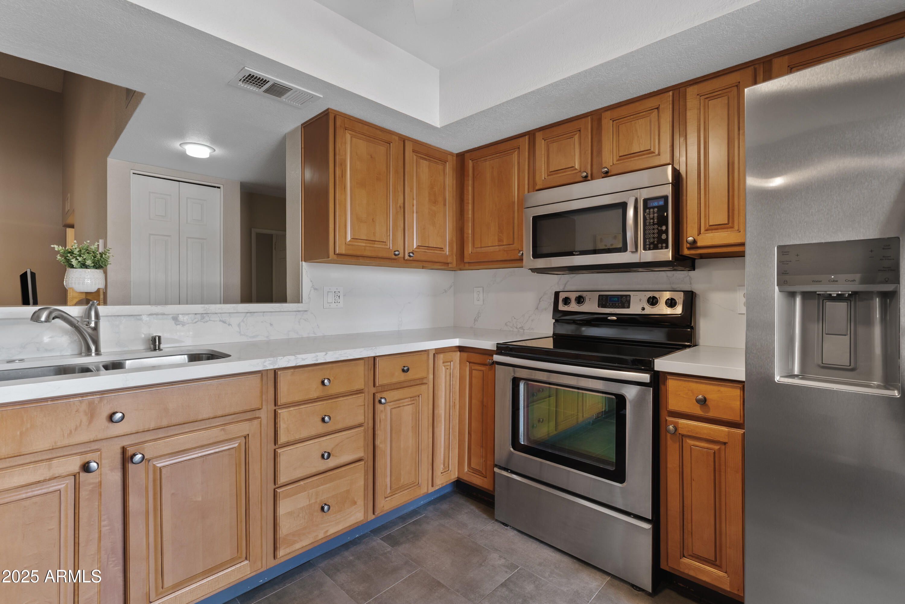 9550 N 94th Place, 204