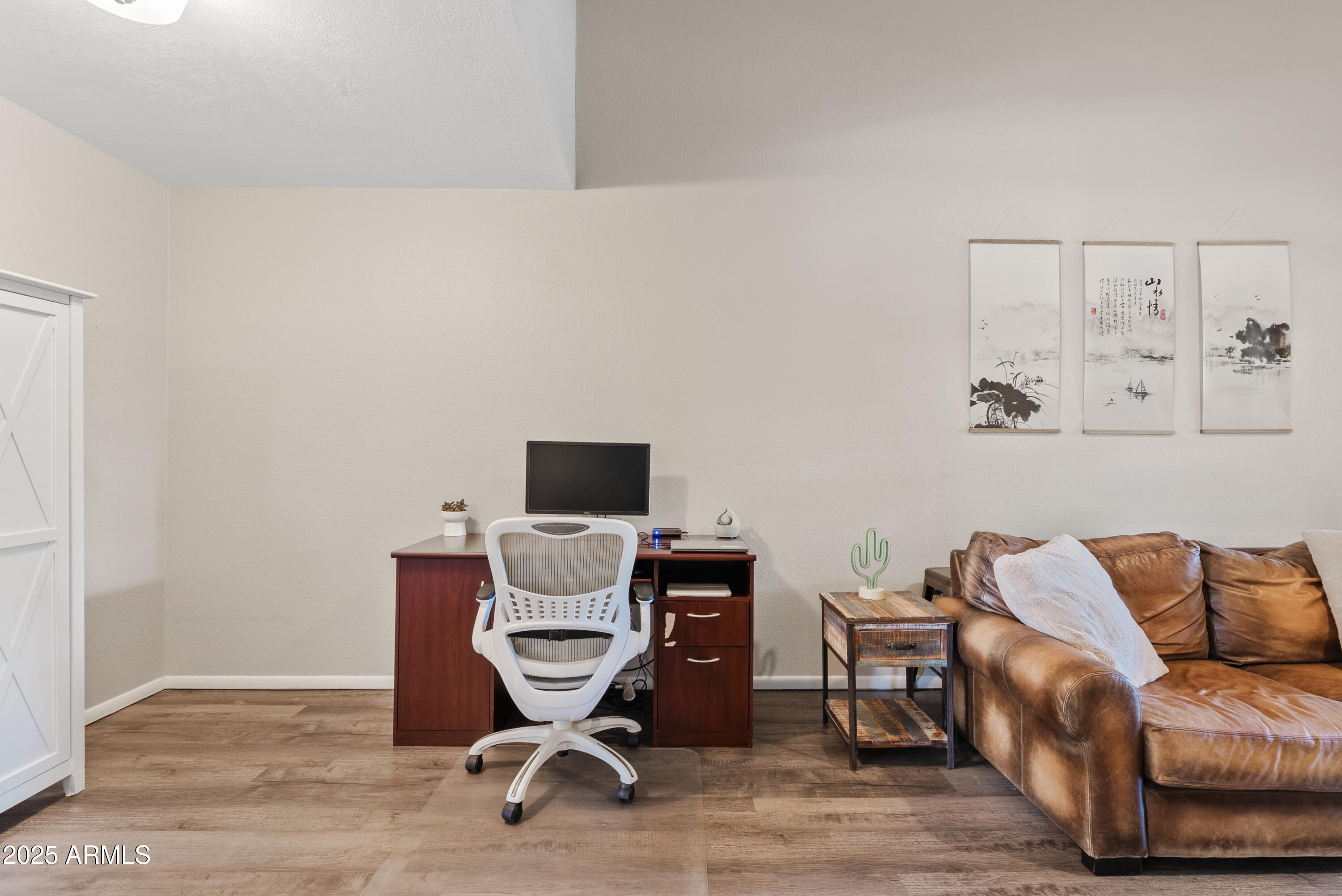 9550 N 94th Place, 204