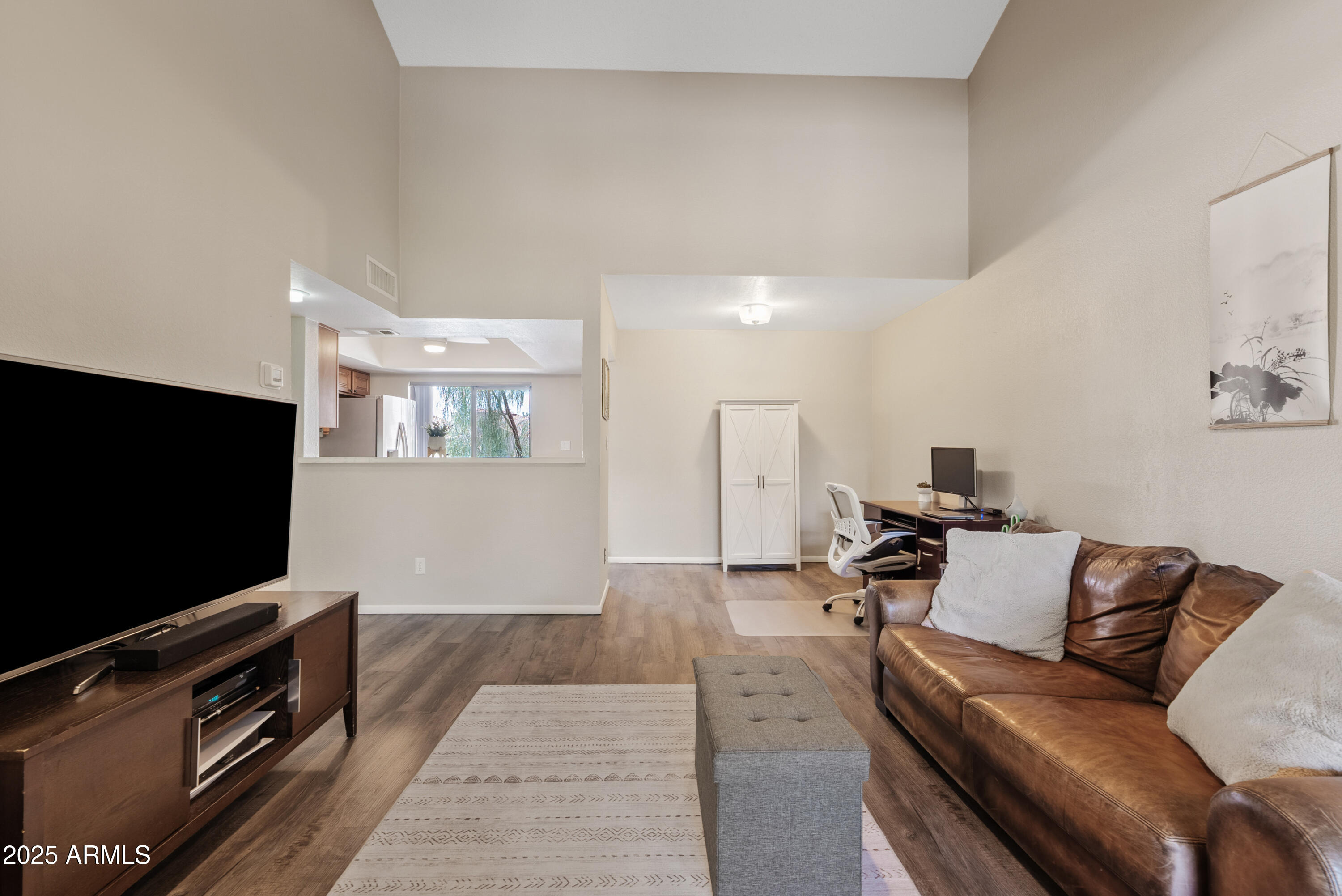 9550 N 94th Place, 204