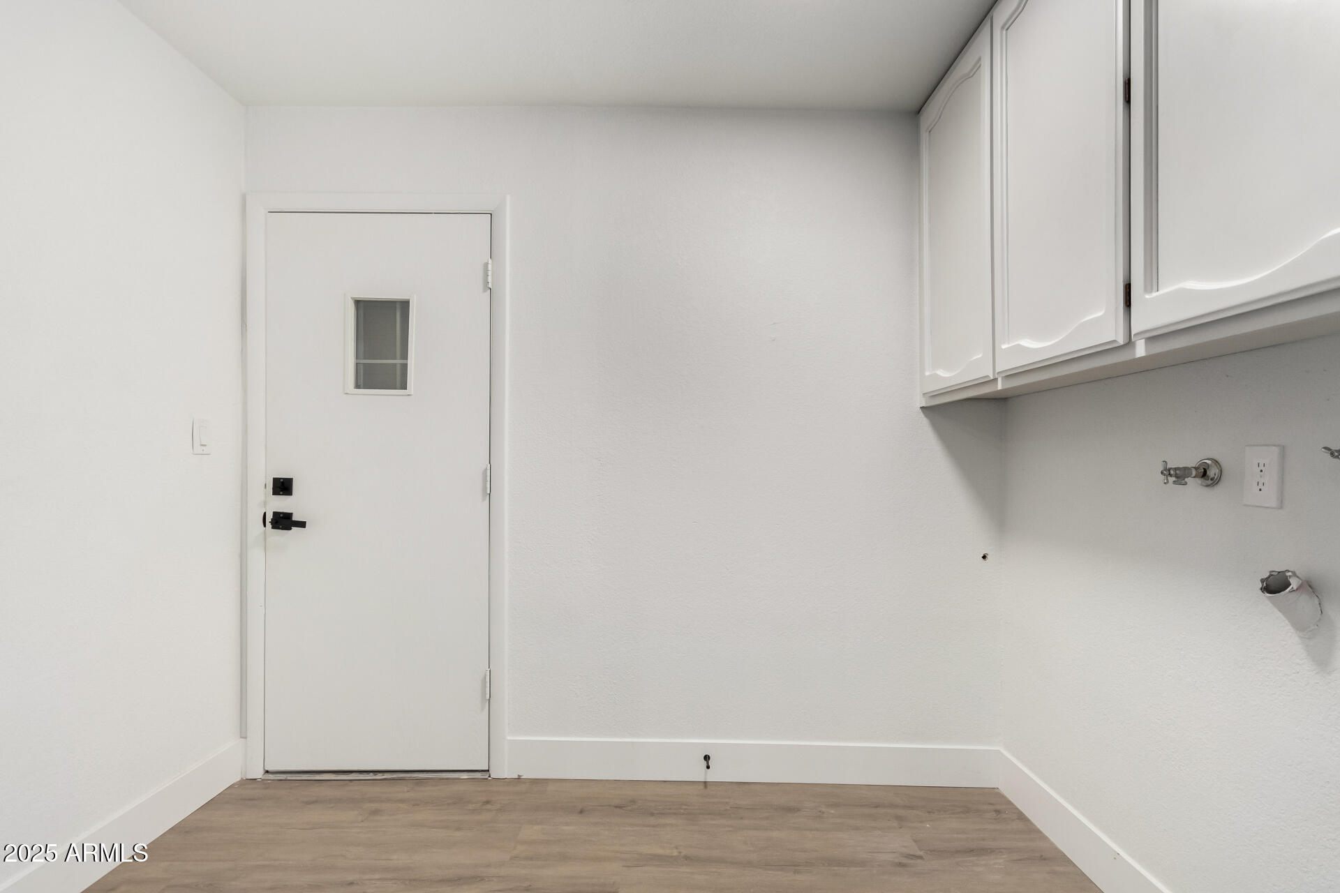 3008 S SAGUARO Circle