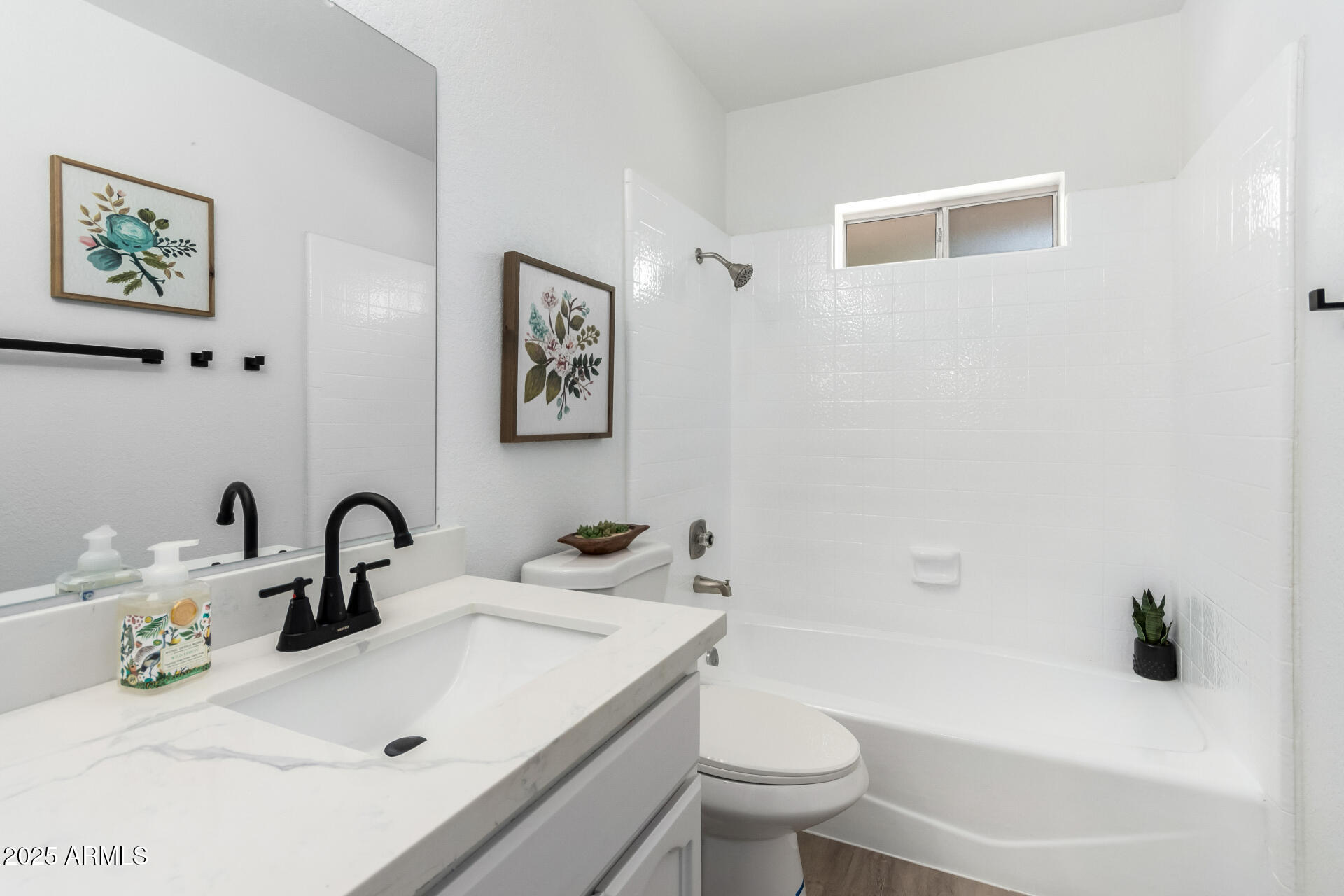 3008 S SAGUARO Circle