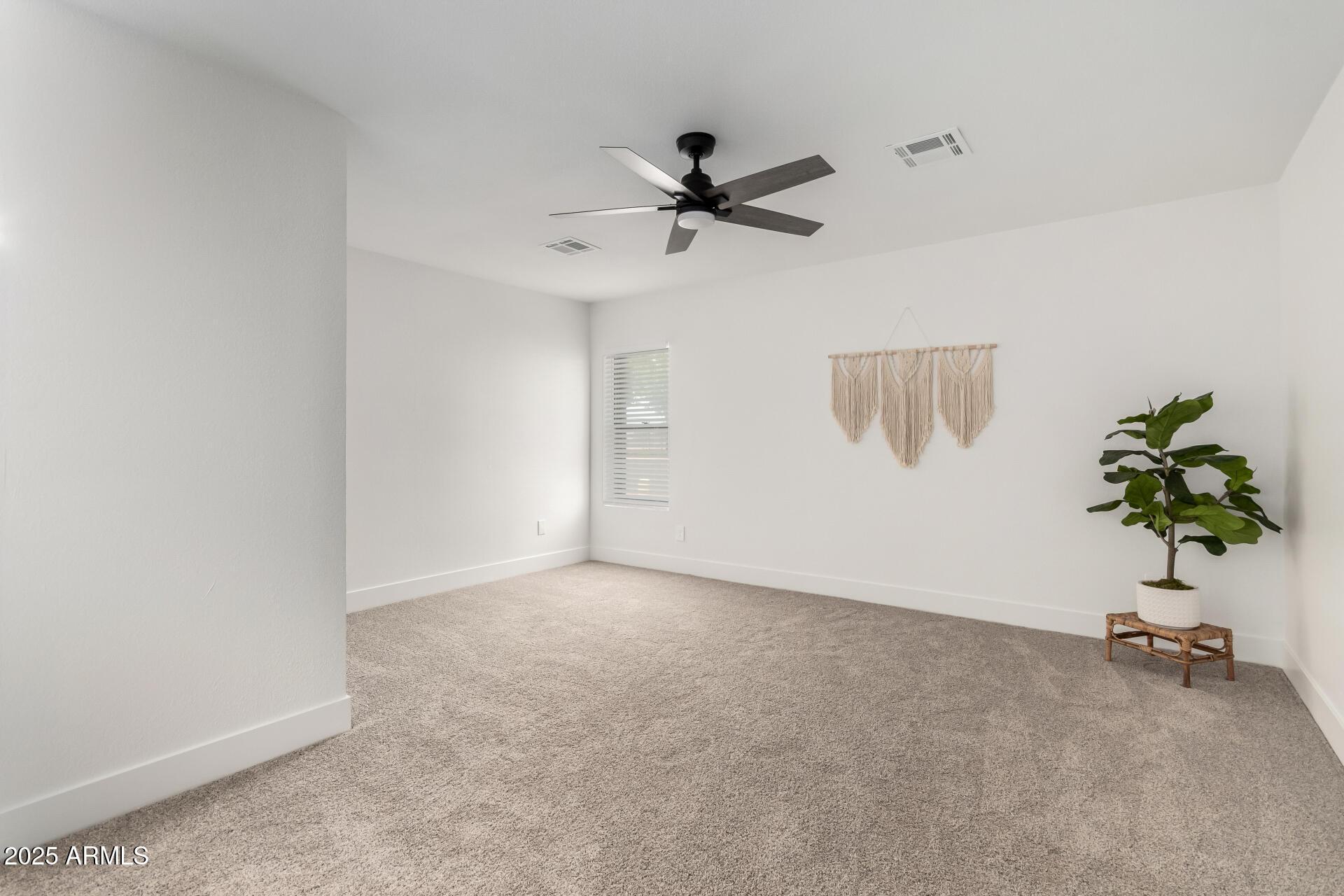 3008 S SAGUARO Circle