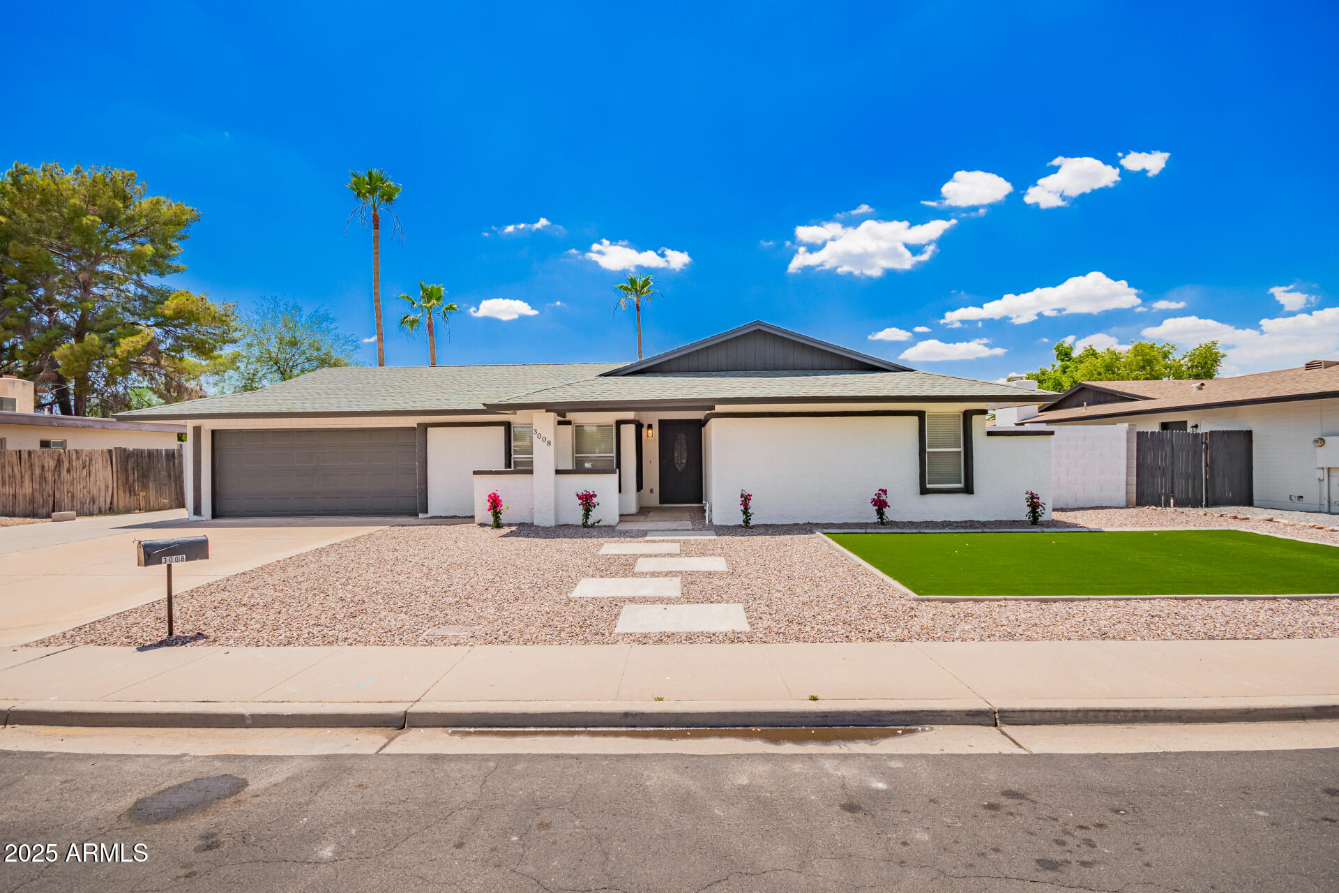 3008 S SAGUARO Circle