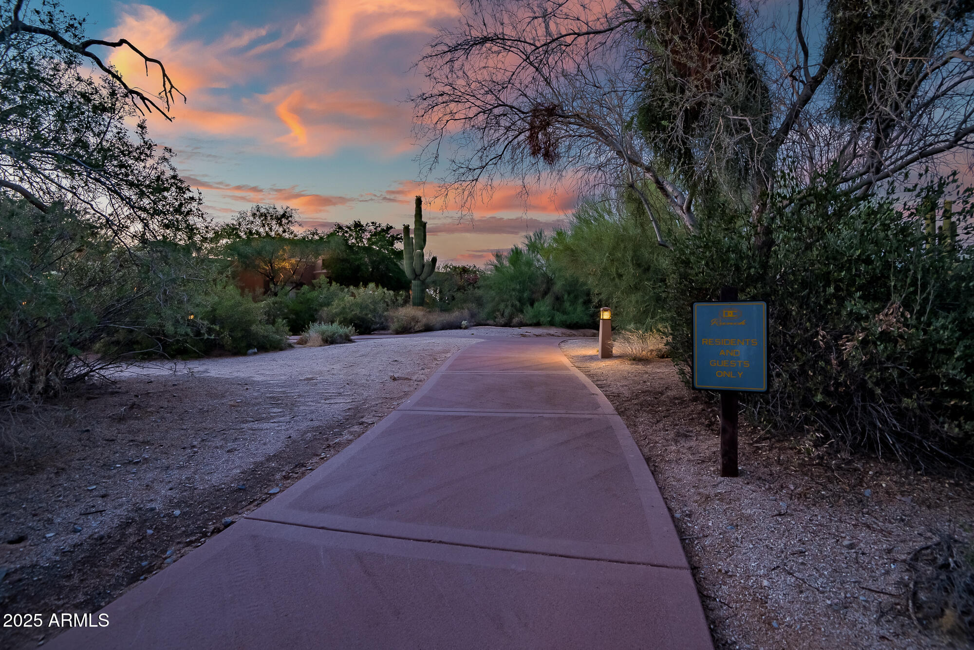 9270 E THOMPSON PEAK Parkway 347