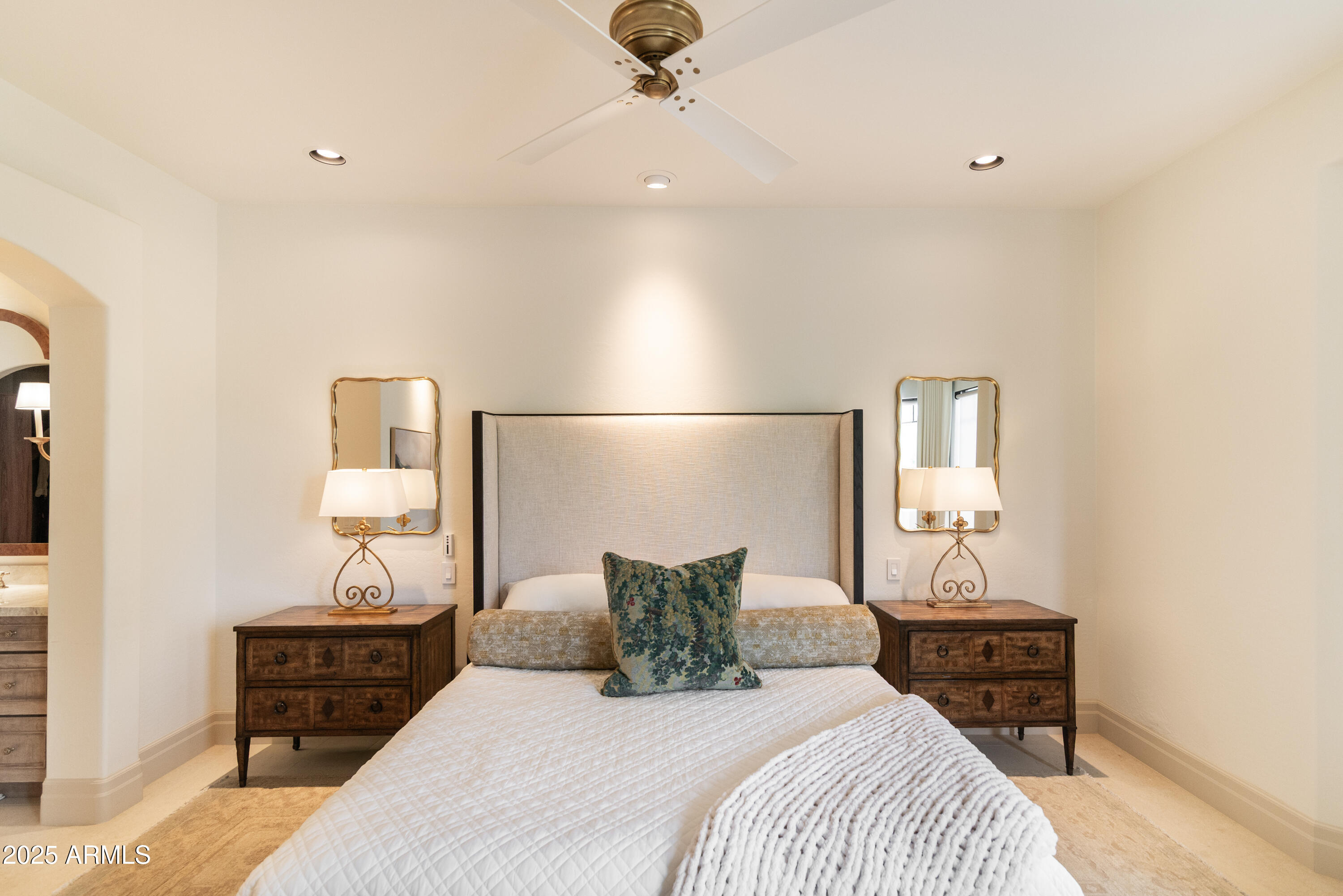 9270 E THOMPSON PEAK Parkway 347