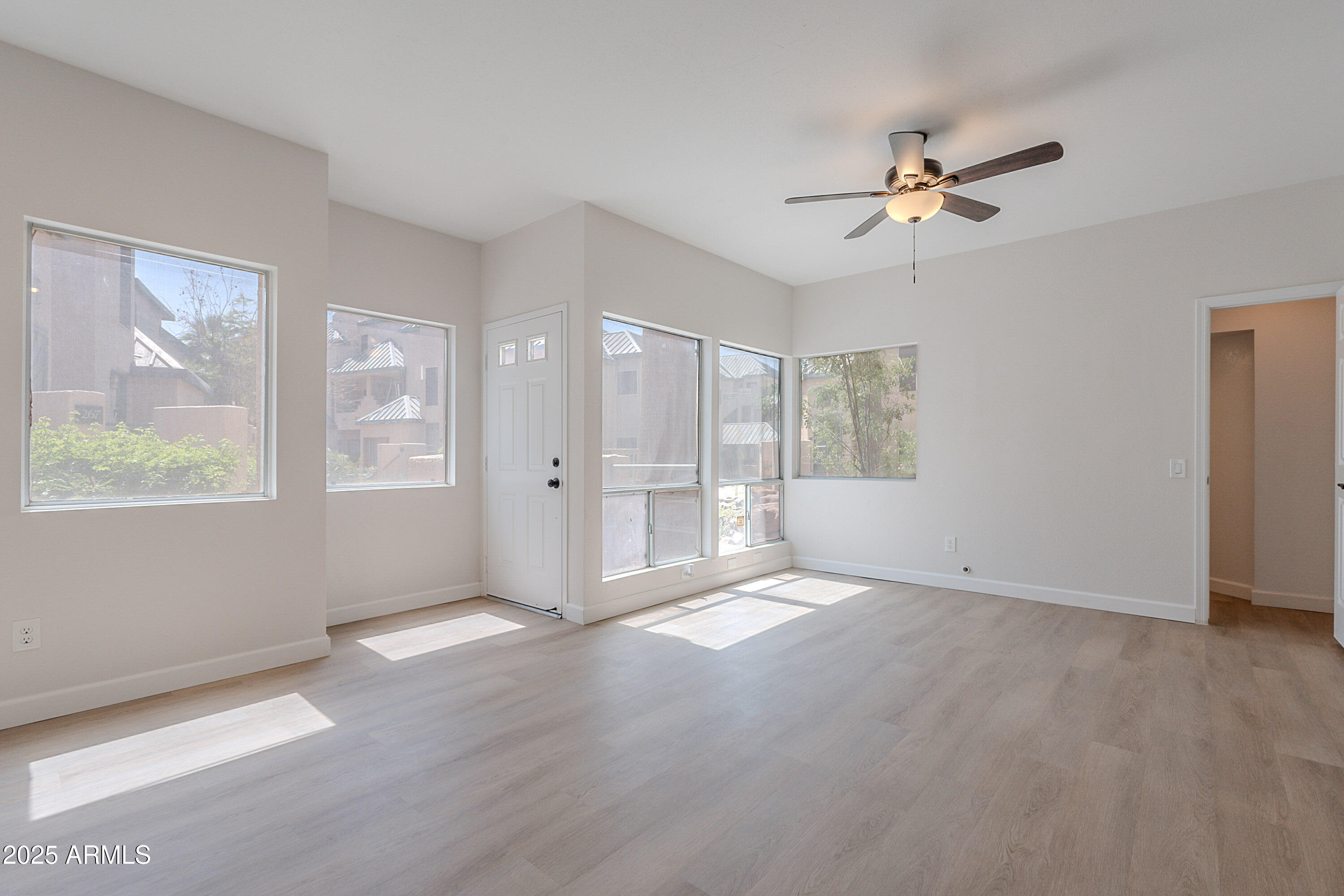 101 N 7TH Street, 168