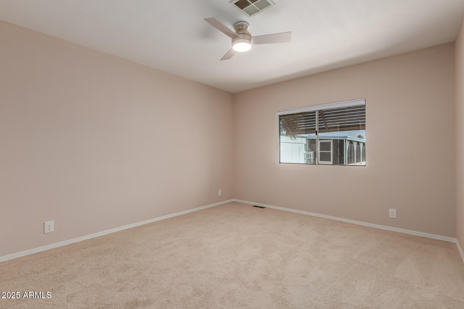 3036 E UTOPIA Road, 12
