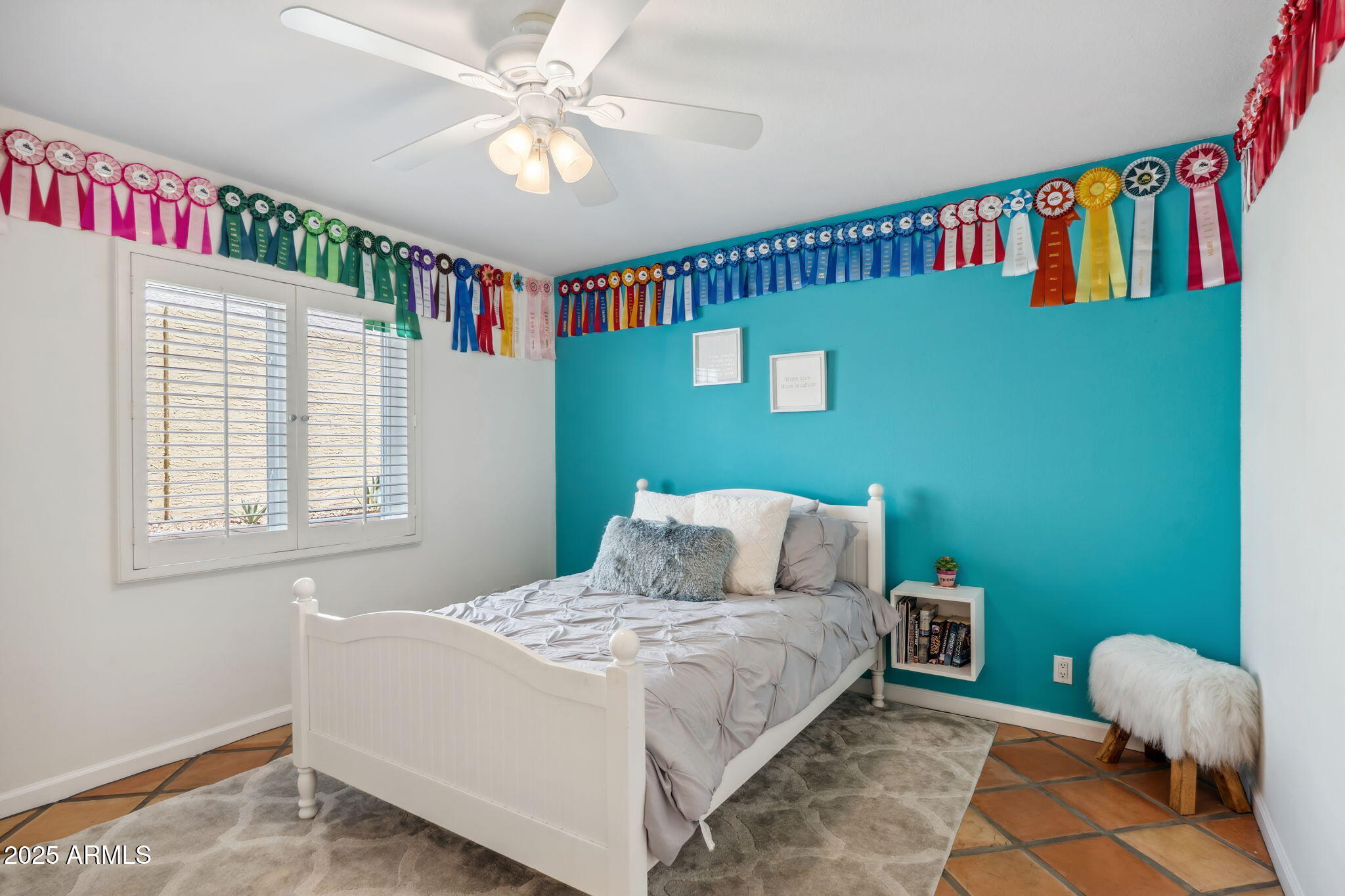 2016 E ORANGEWOOD Avenue