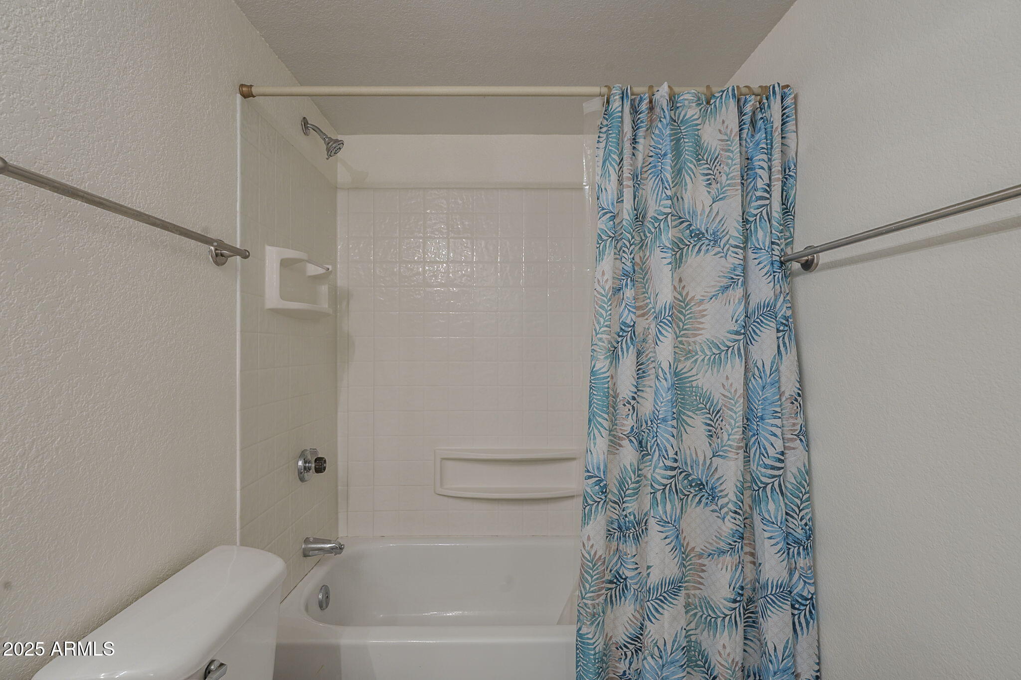 1402 E GUADALUPE Road, 122