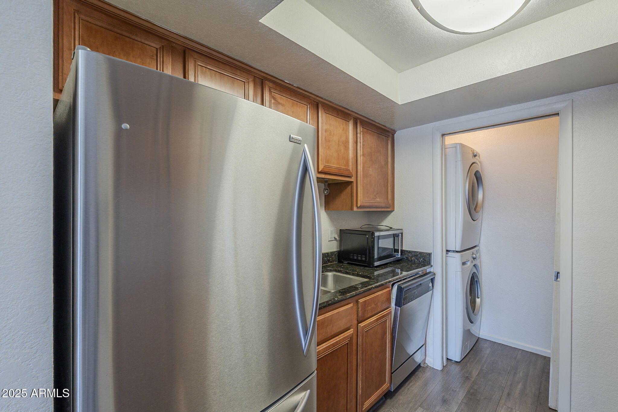 1402 E GUADALUPE Road, 122