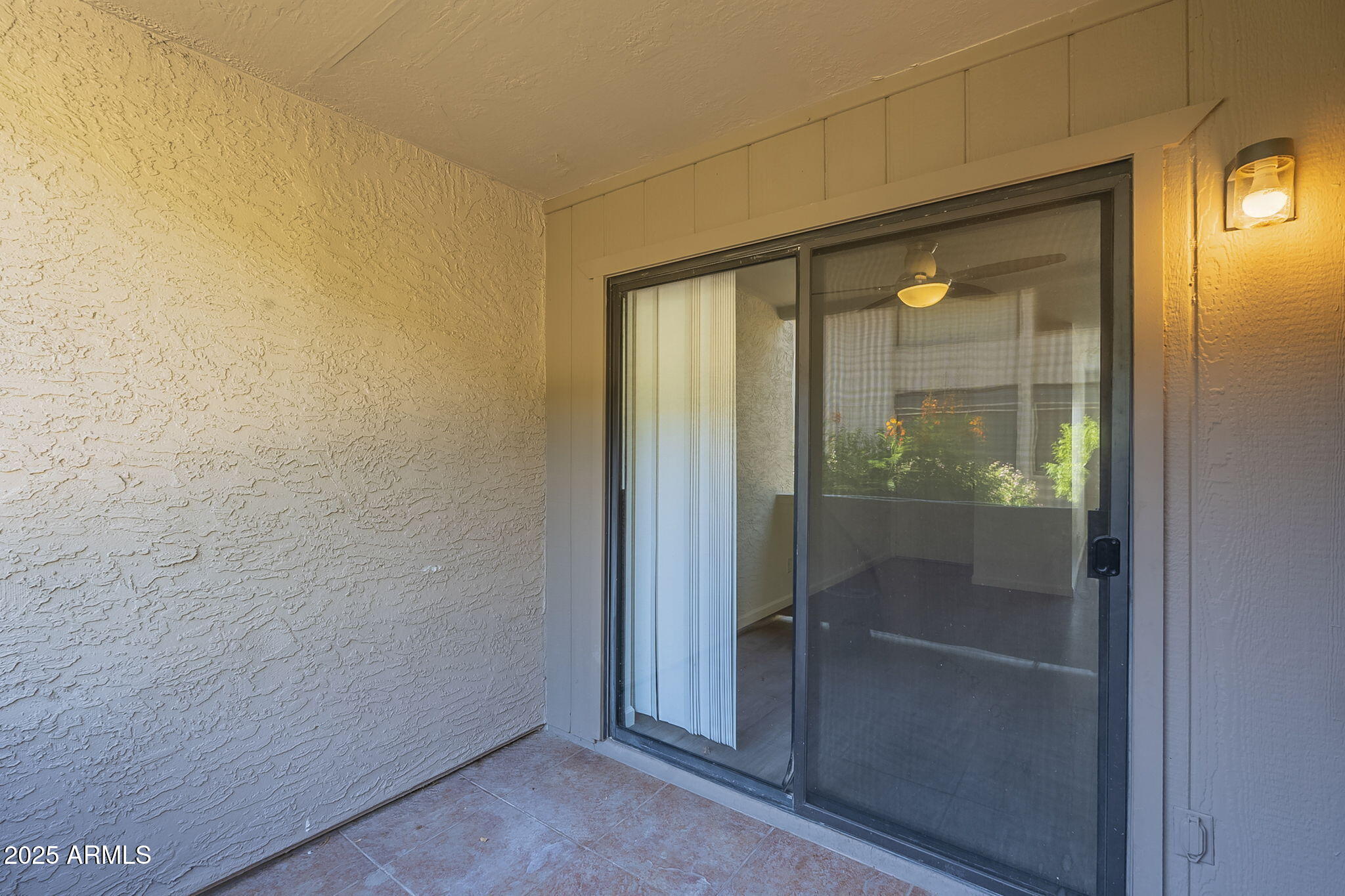 1402 E GUADALUPE Road, 122