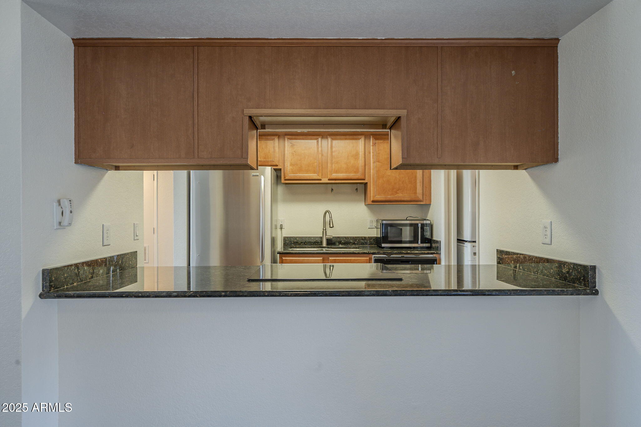 1402 E GUADALUPE Road, 122