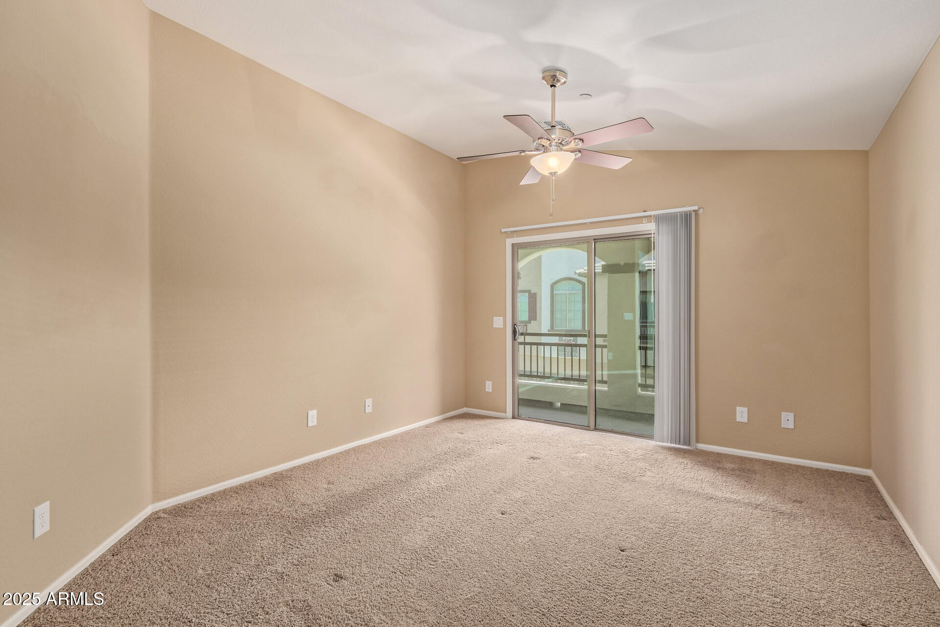 2725 E MINE CREEK Road, 2146
