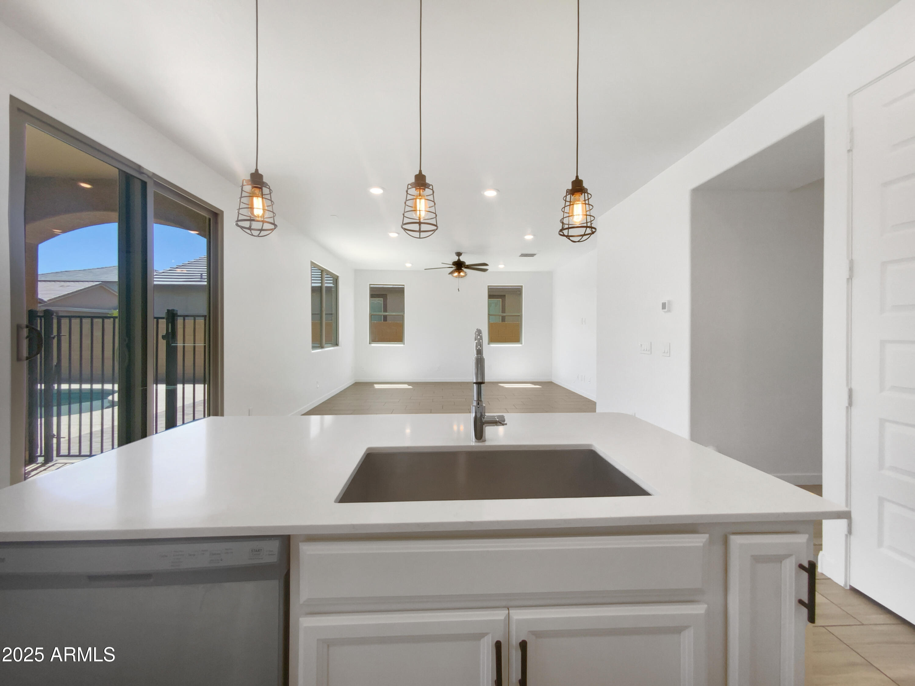 297 W TAMARACK Drive