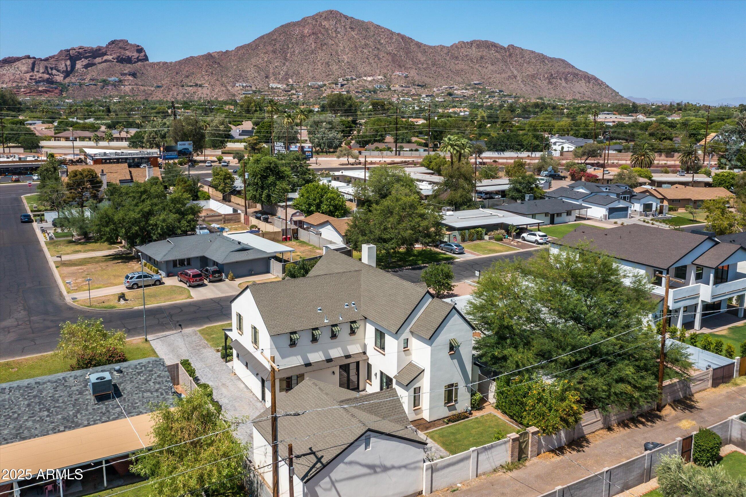 4901 E AMELIA Avenue