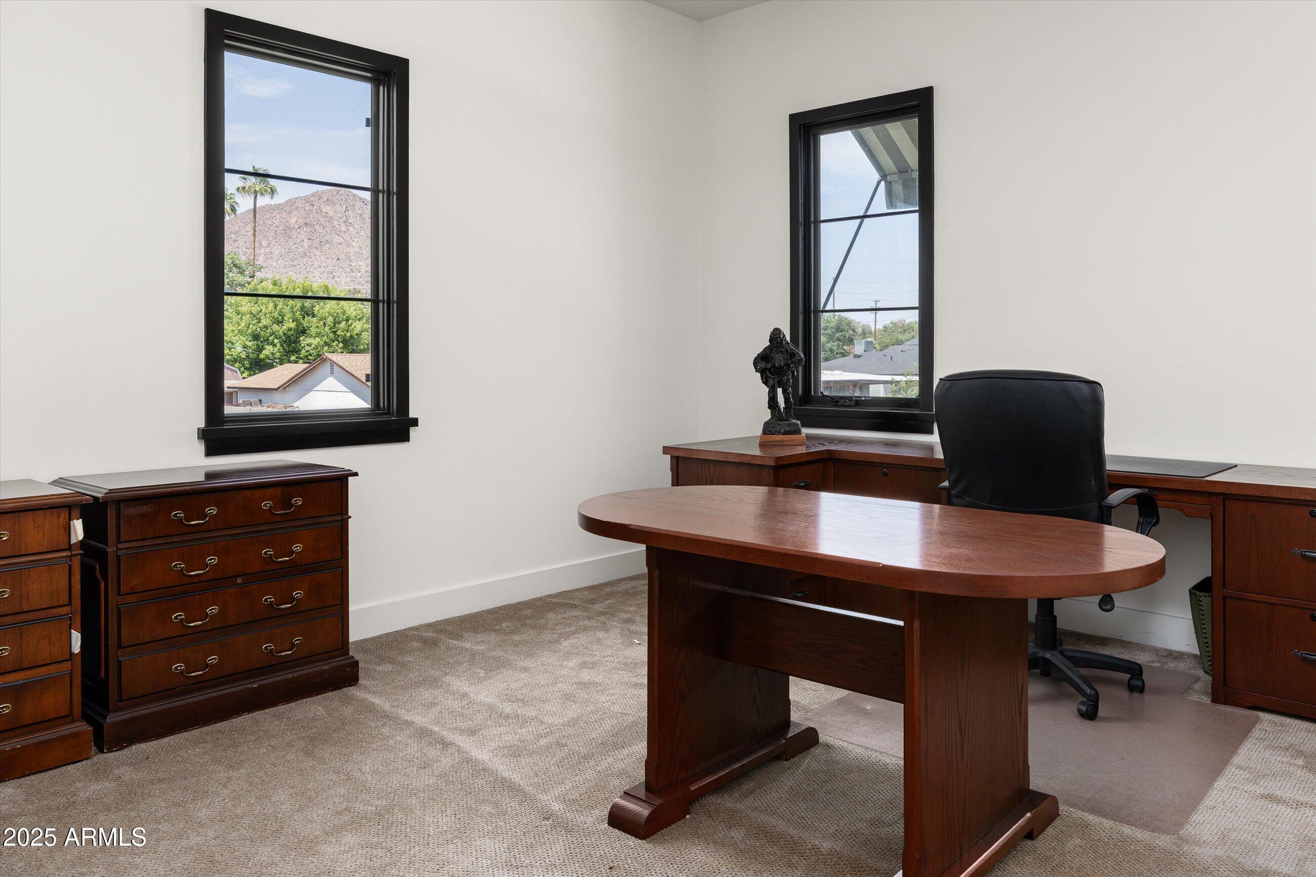 4901 E AMELIA Avenue