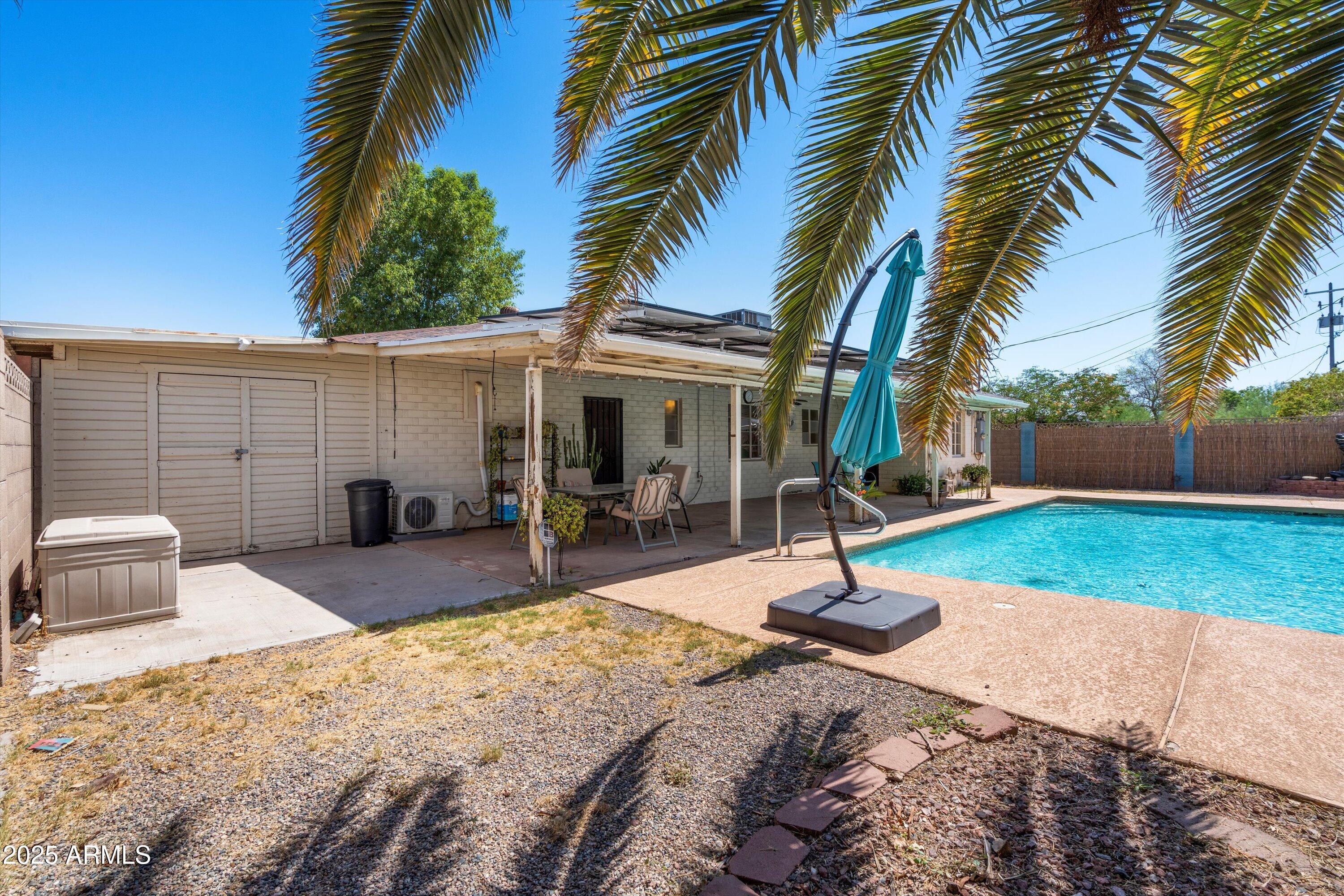 1629 W MONTEROSA Street