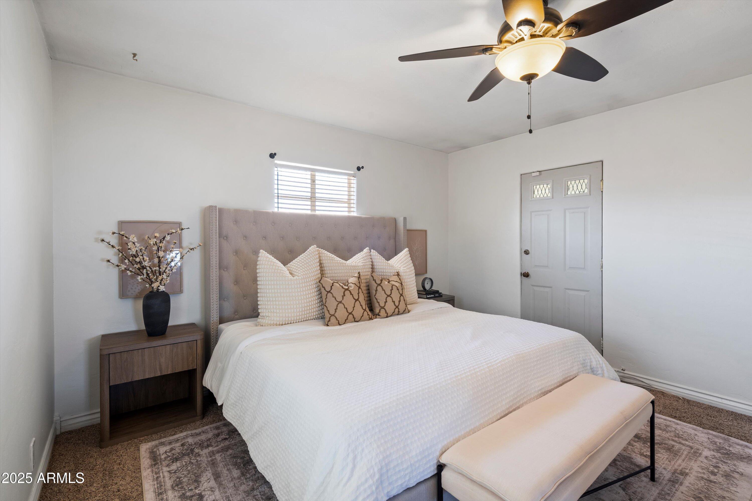 1629 W MONTEROSA Street