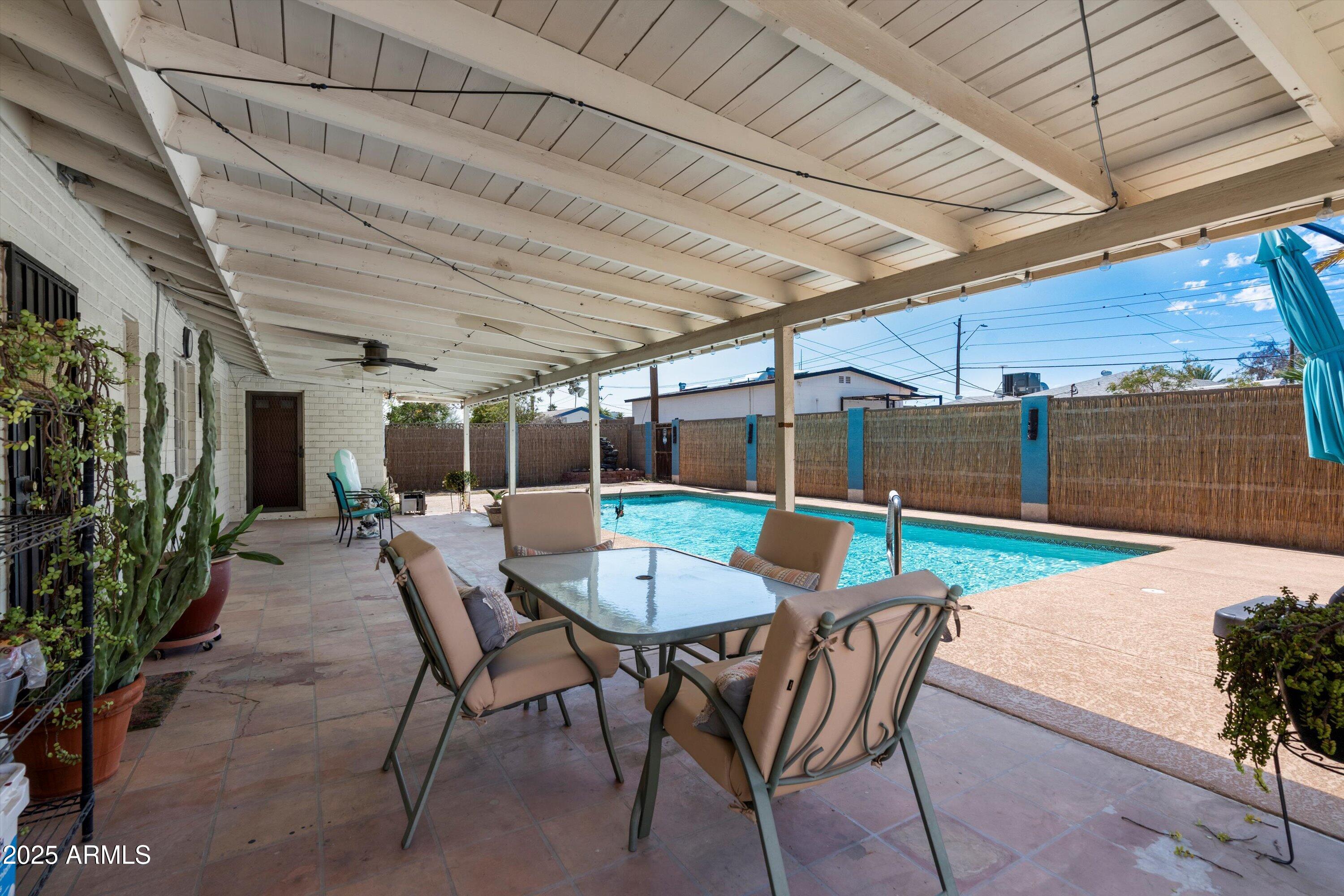 1629 W MONTEROSA Street