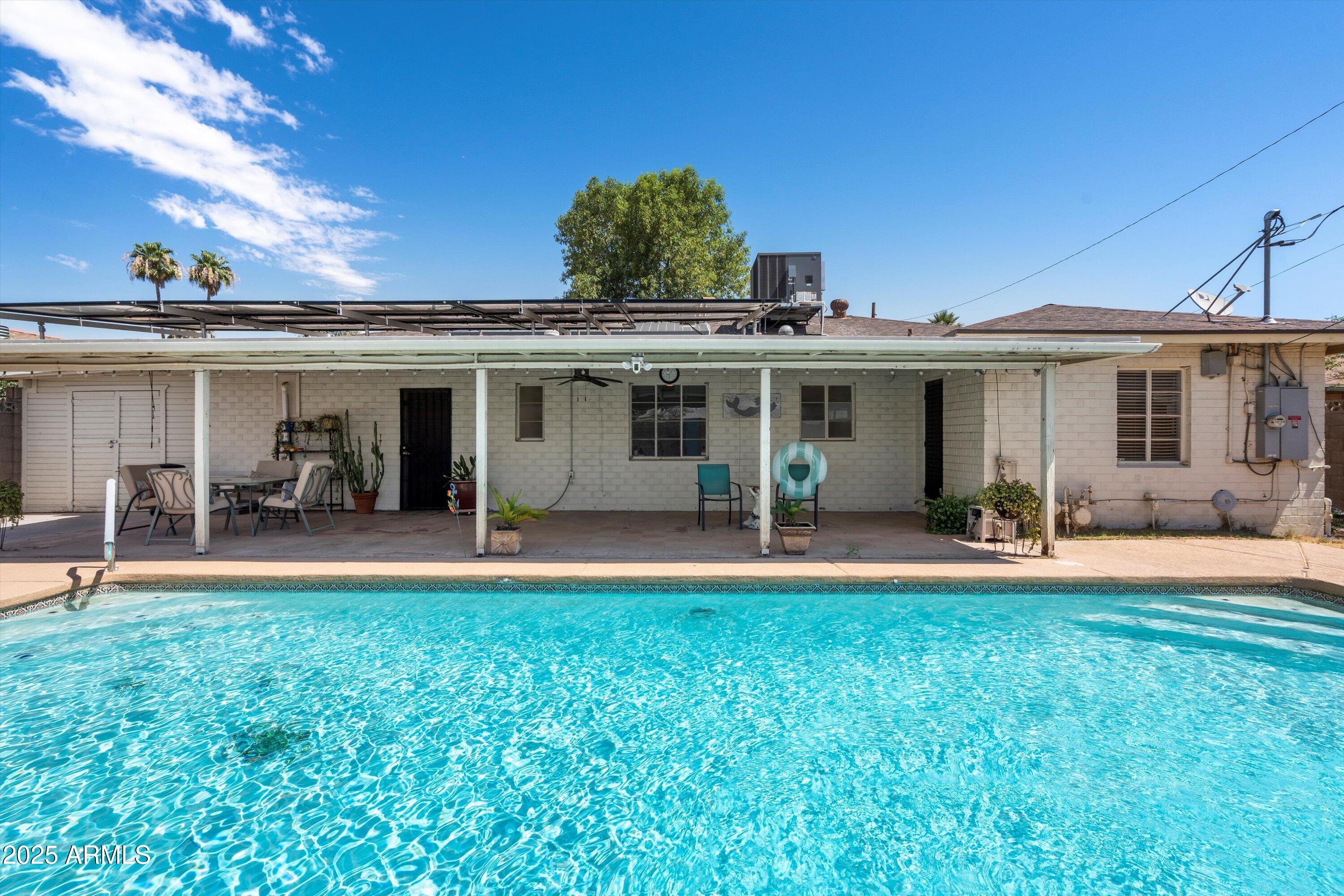 1629 W MONTEROSA Street