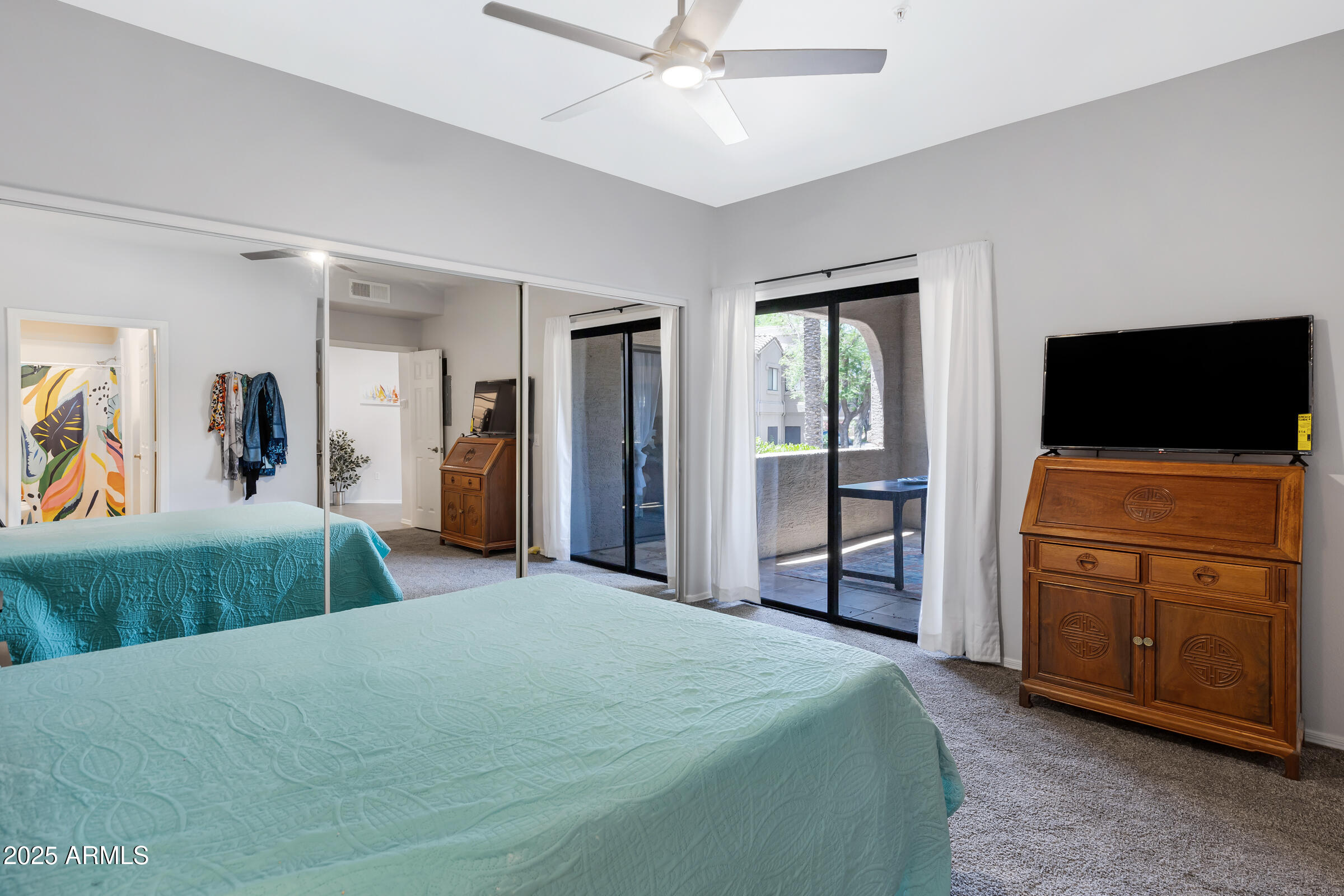 15050 N THOMPSON PEAK Parkway, 1001