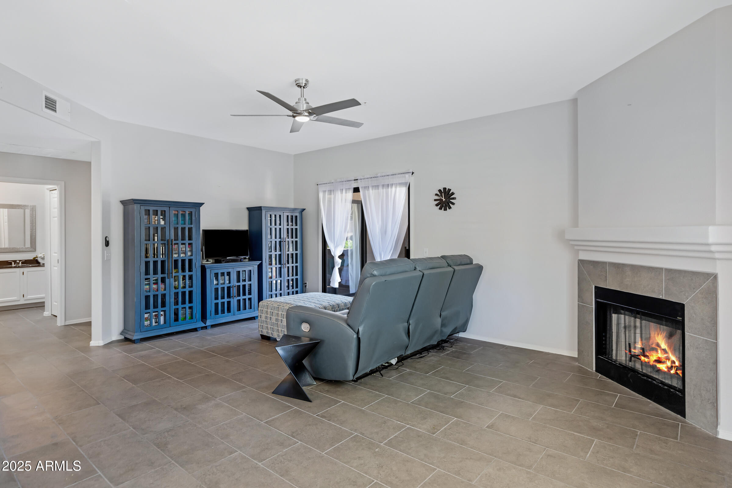 15050 N THOMPSON PEAK Parkway, 1001