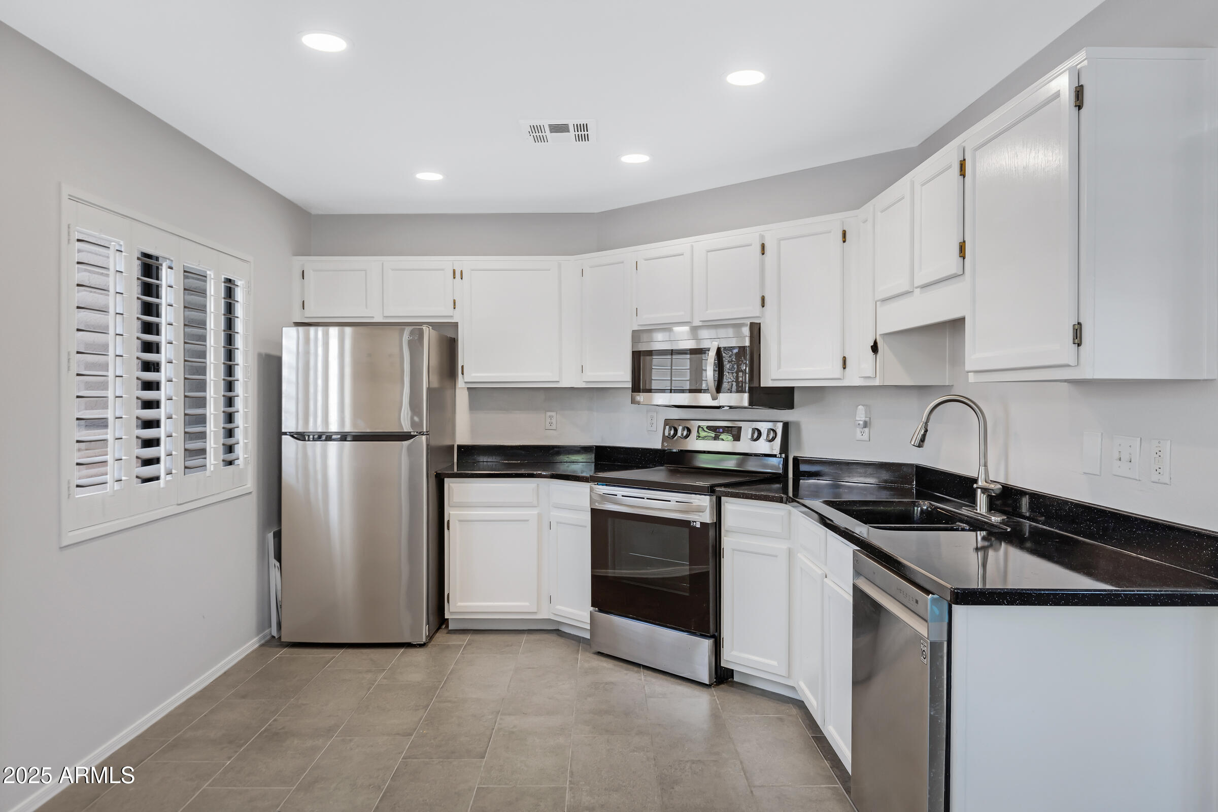 15050 N THOMPSON PEAK Parkway, 1001