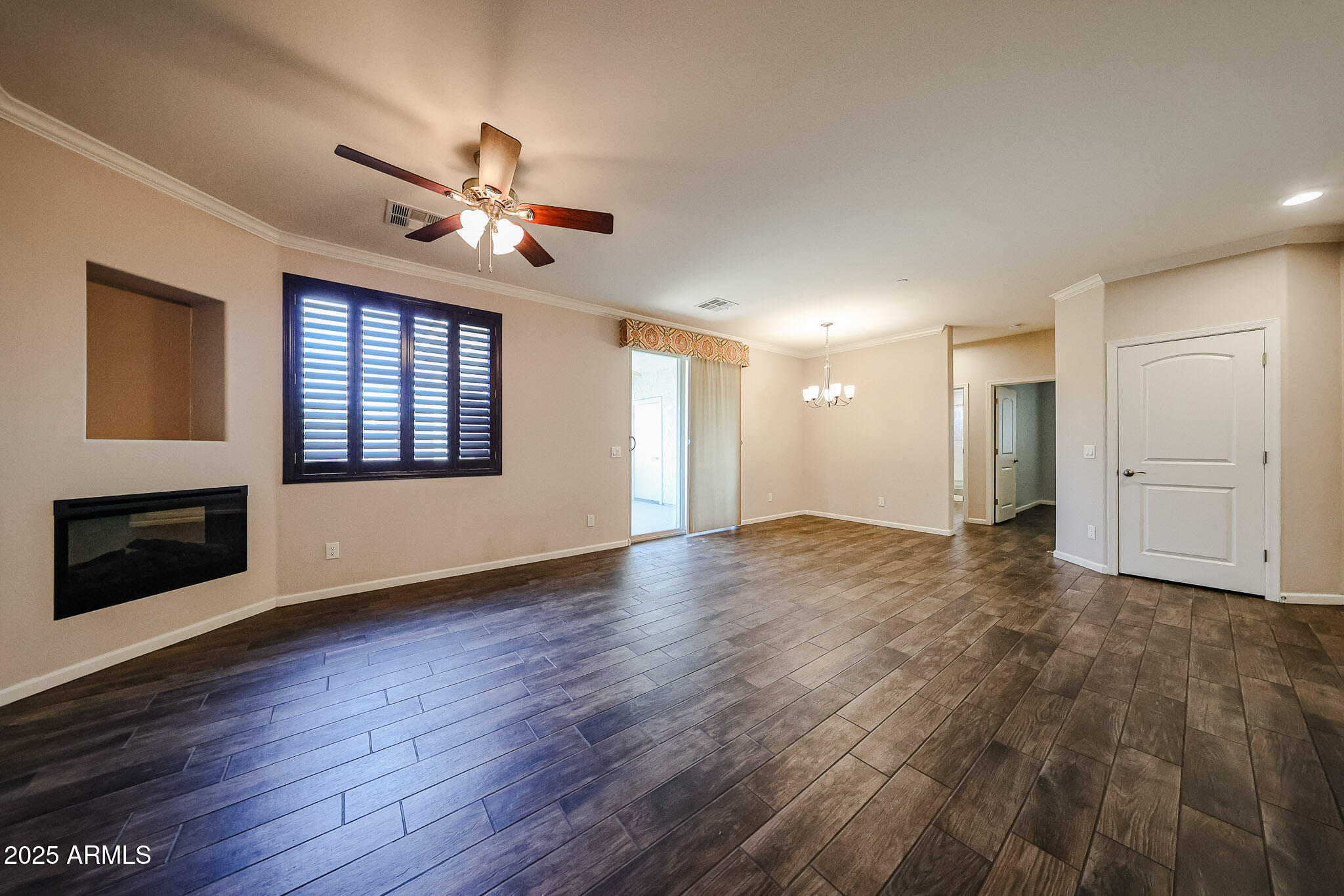 900 S CANAL Drive, 138