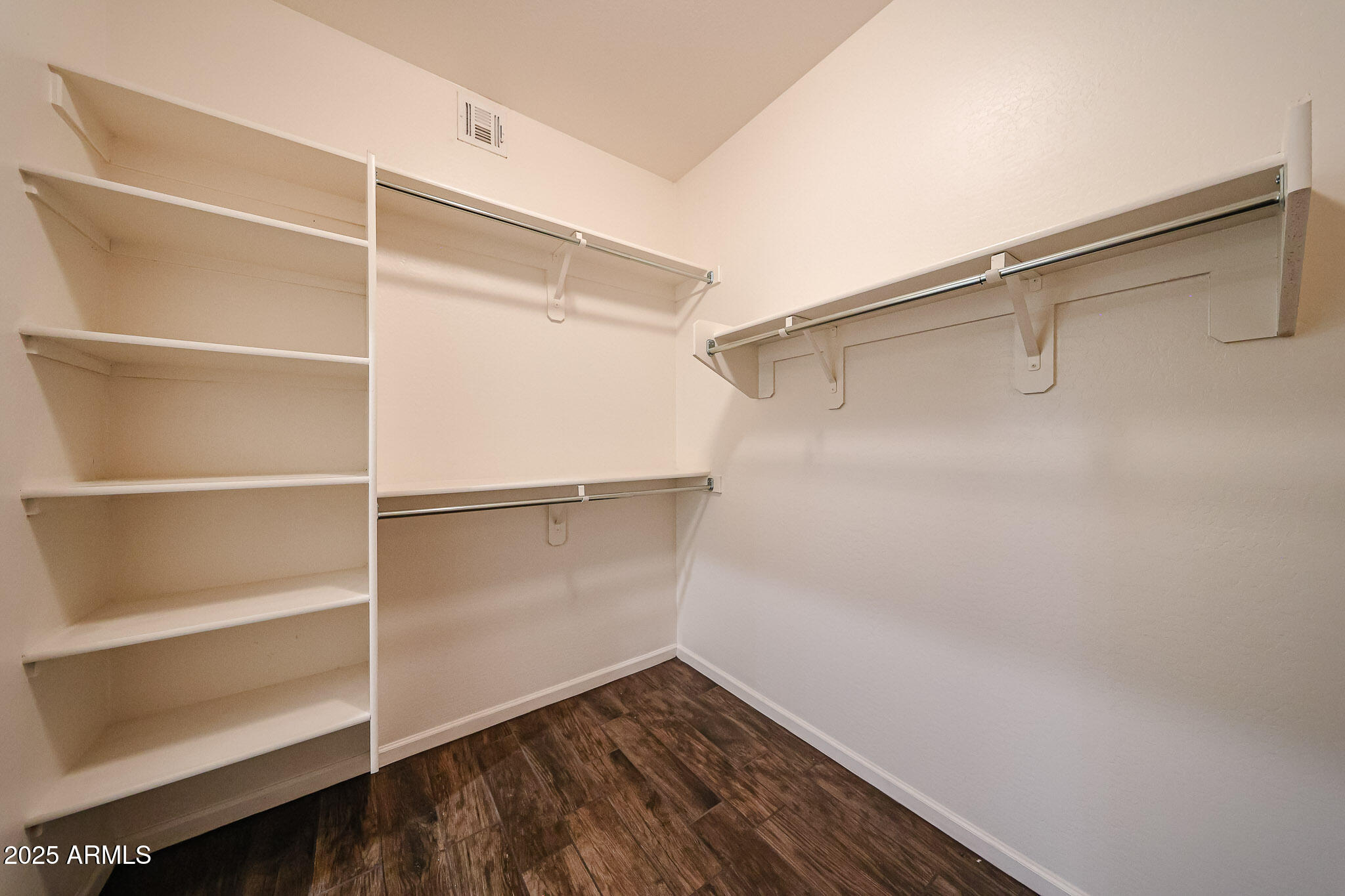 900 S CANAL Drive, 138