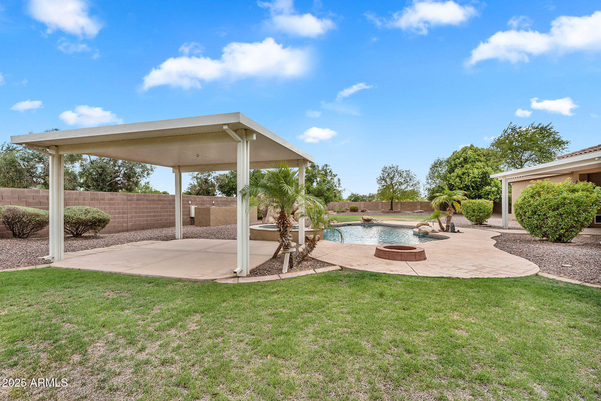 4227 E Ravenswood Drive