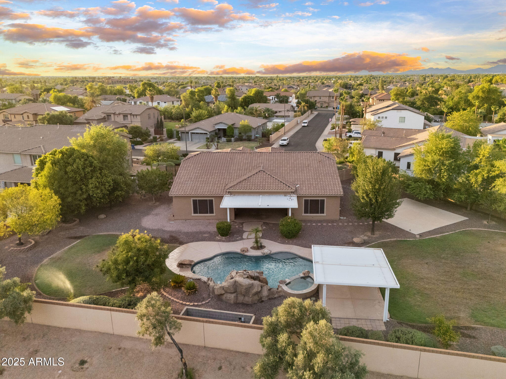 4227 E Ravenswood Drive