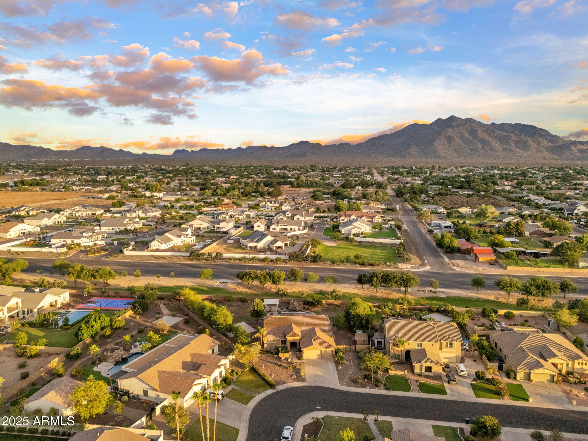 4227 E Ravenswood Drive