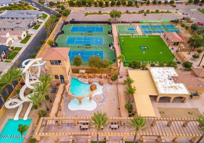 4227 E Ravenswood Drive