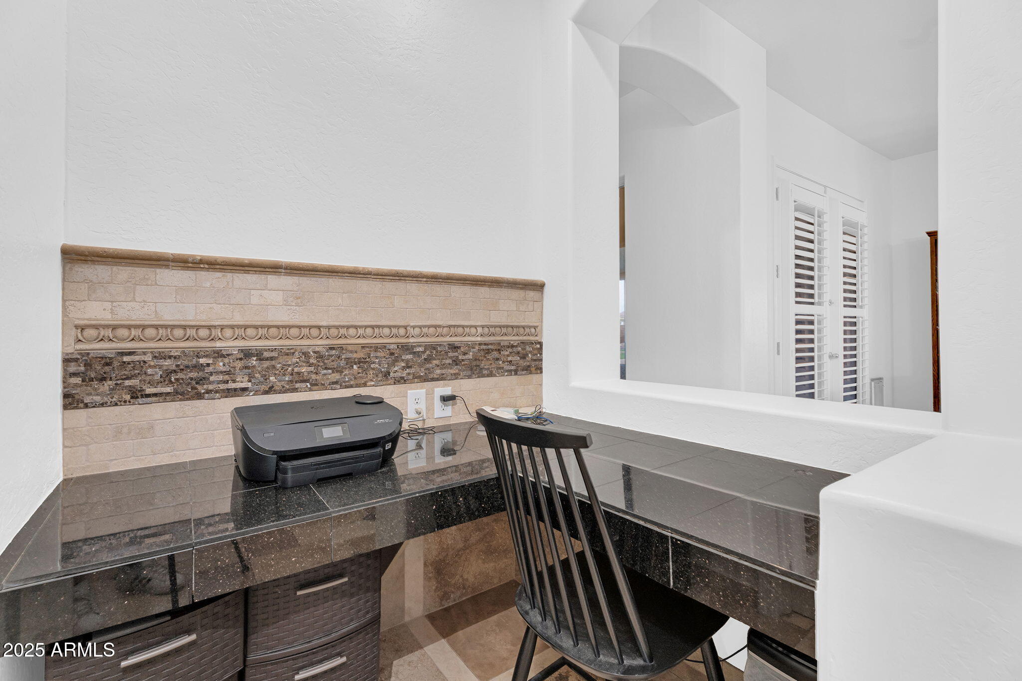 4227 E Ravenswood Drive