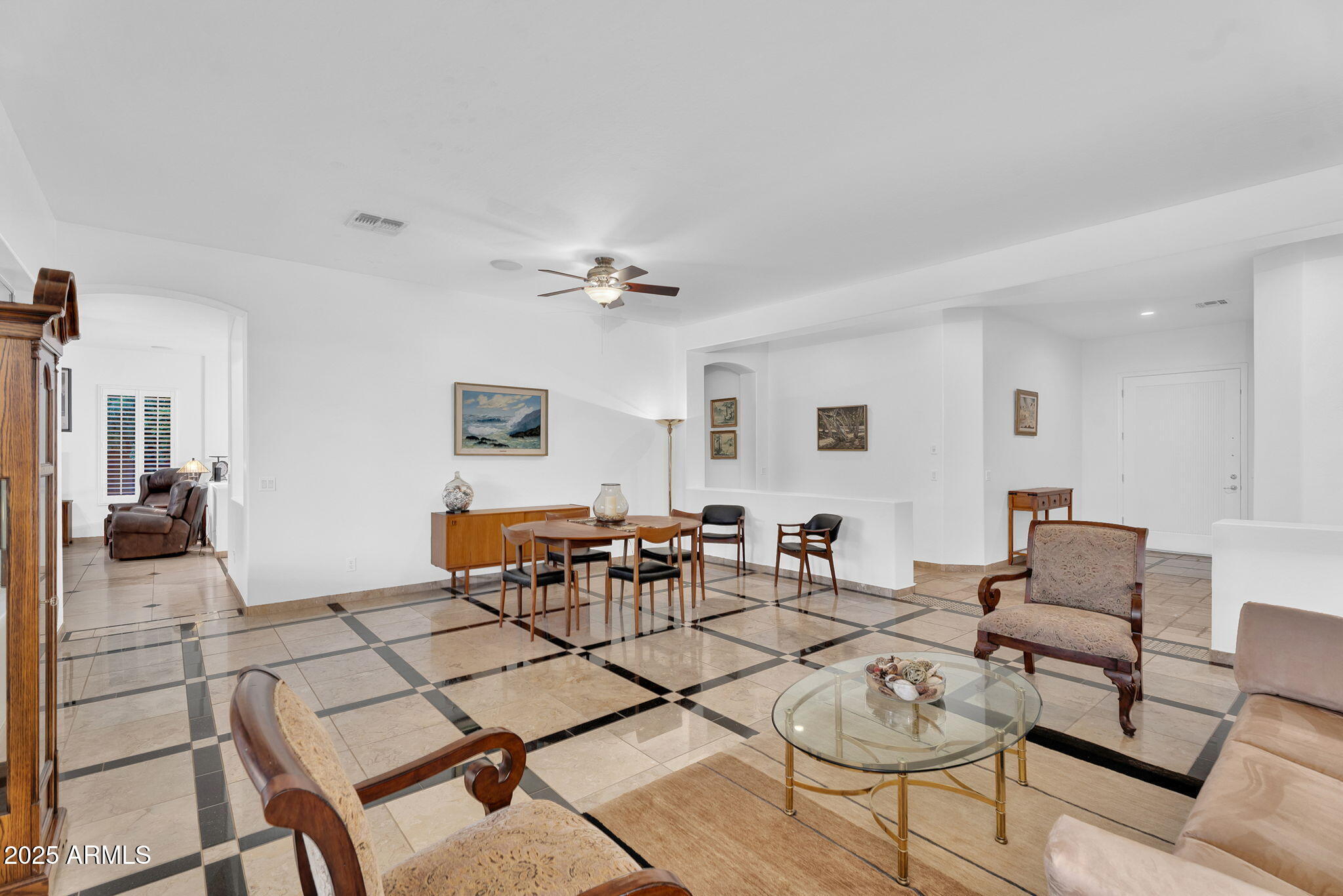 4227 E Ravenswood Drive